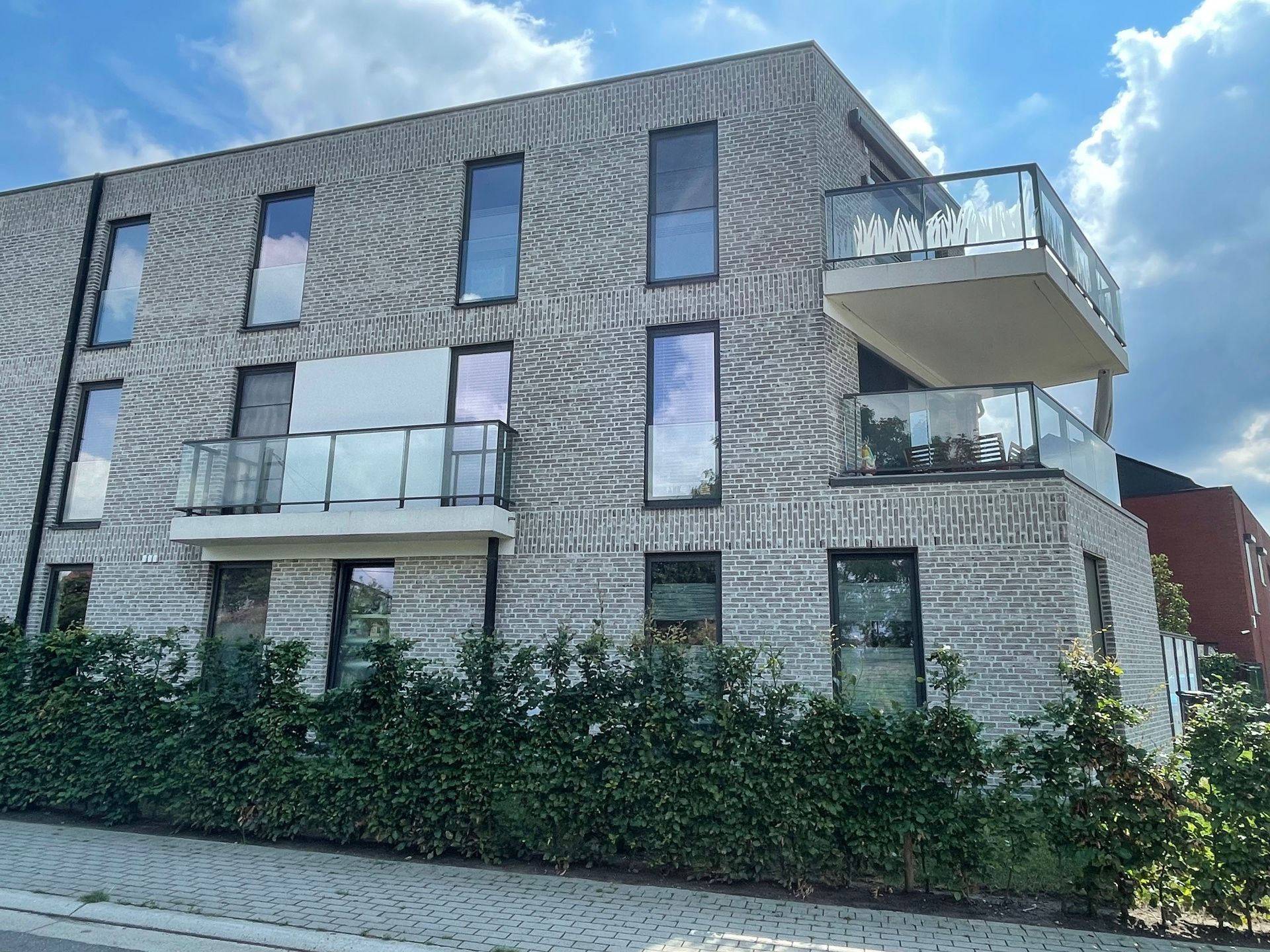 ()=>{if(producerUpdateValueVersion(node),producerAccessed(node),node.value===ERRORED)throw node.error;return node.value} Denijs Dillestraat 84B/201 - 3200 Aarschot