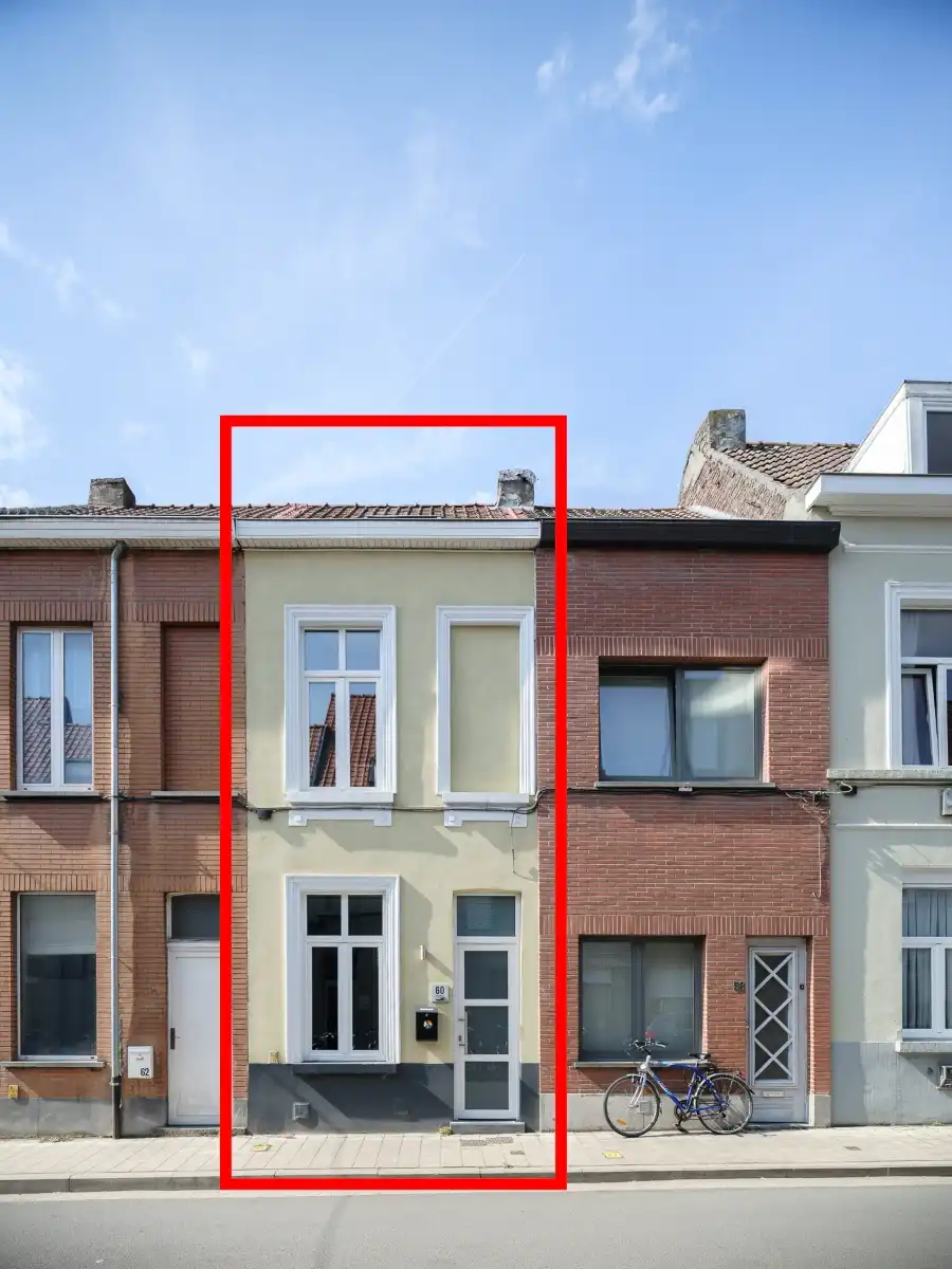 Charmante stadswoning met 2 slaapkamers foto {{pictureIndex}}