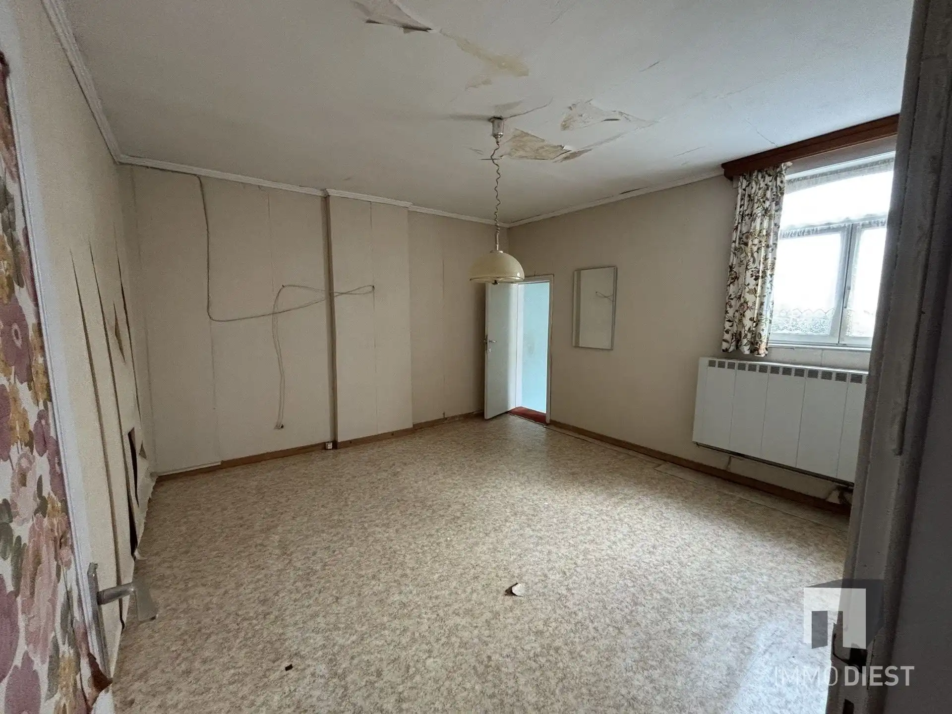 Ruime kluswoning met 3 slaapkamers, garage en tuin foto 20