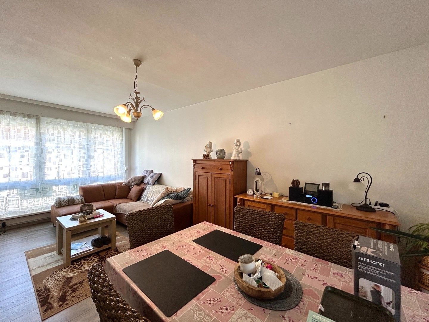 Gerenoveerd duplex appartement nabij centrum Roeselare! foto 3