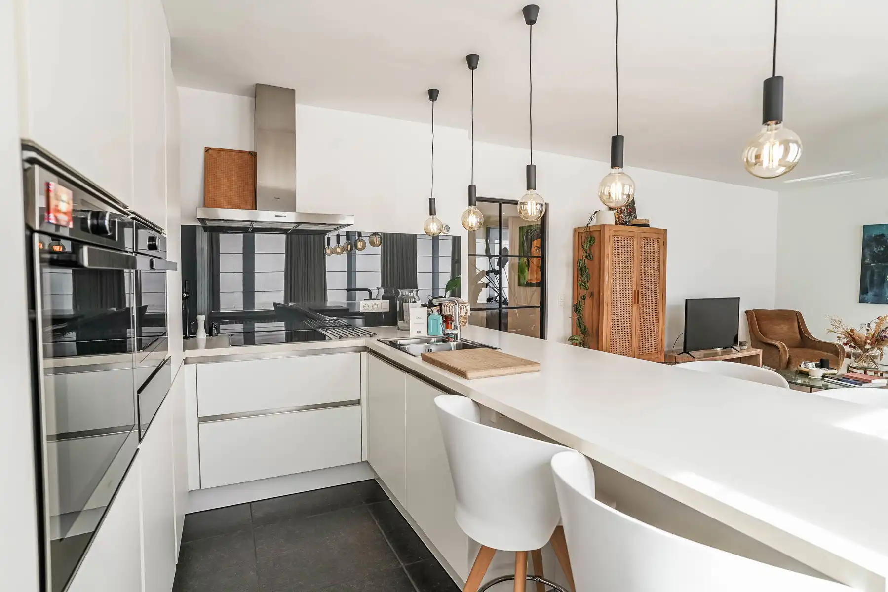 Zeer mooi, gerenoveerd appartement op een toplocatie te Londerzeel foto 6