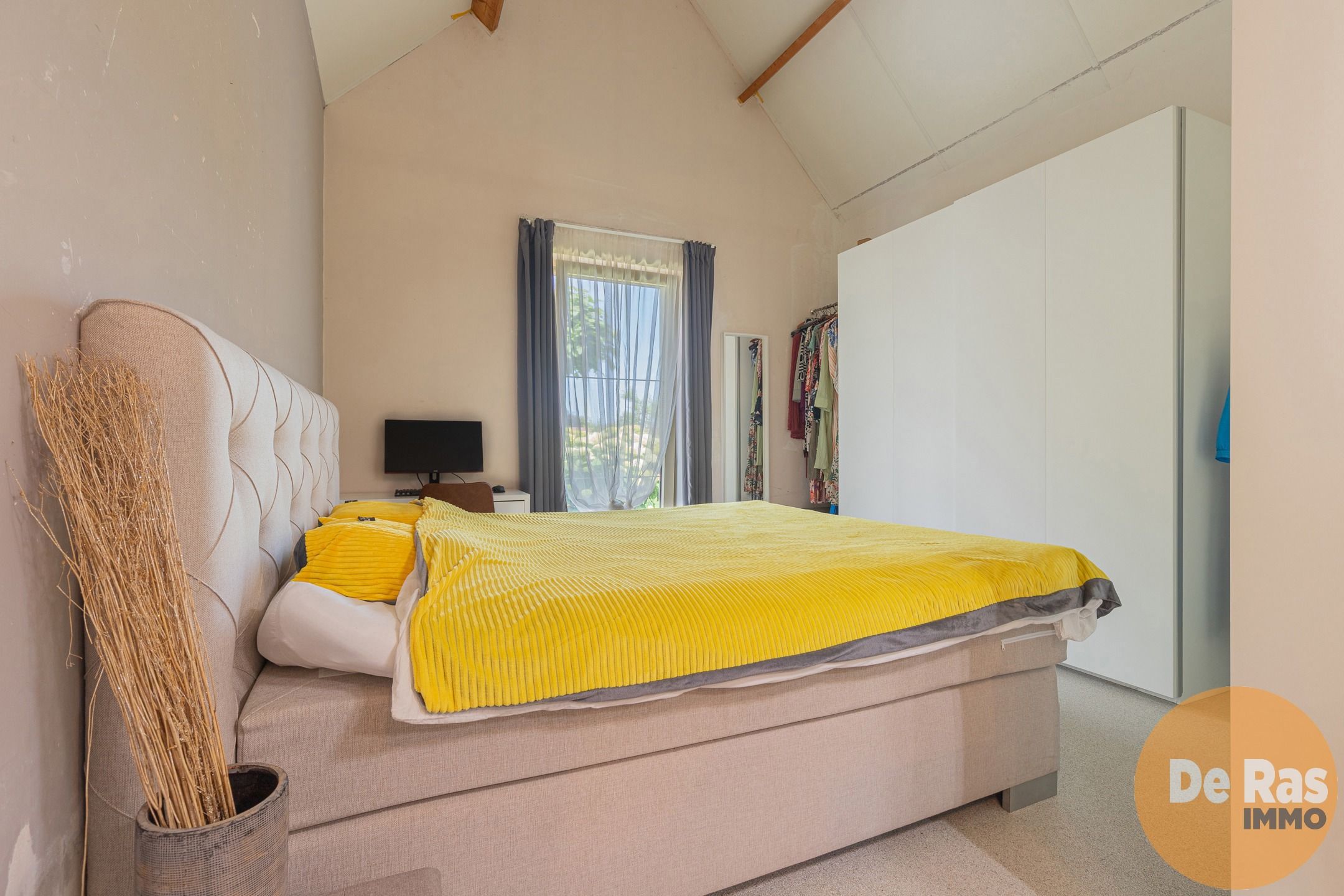 MOORSEL - Charmante woning met bijgebouw op een perceel van 15 are foto 15