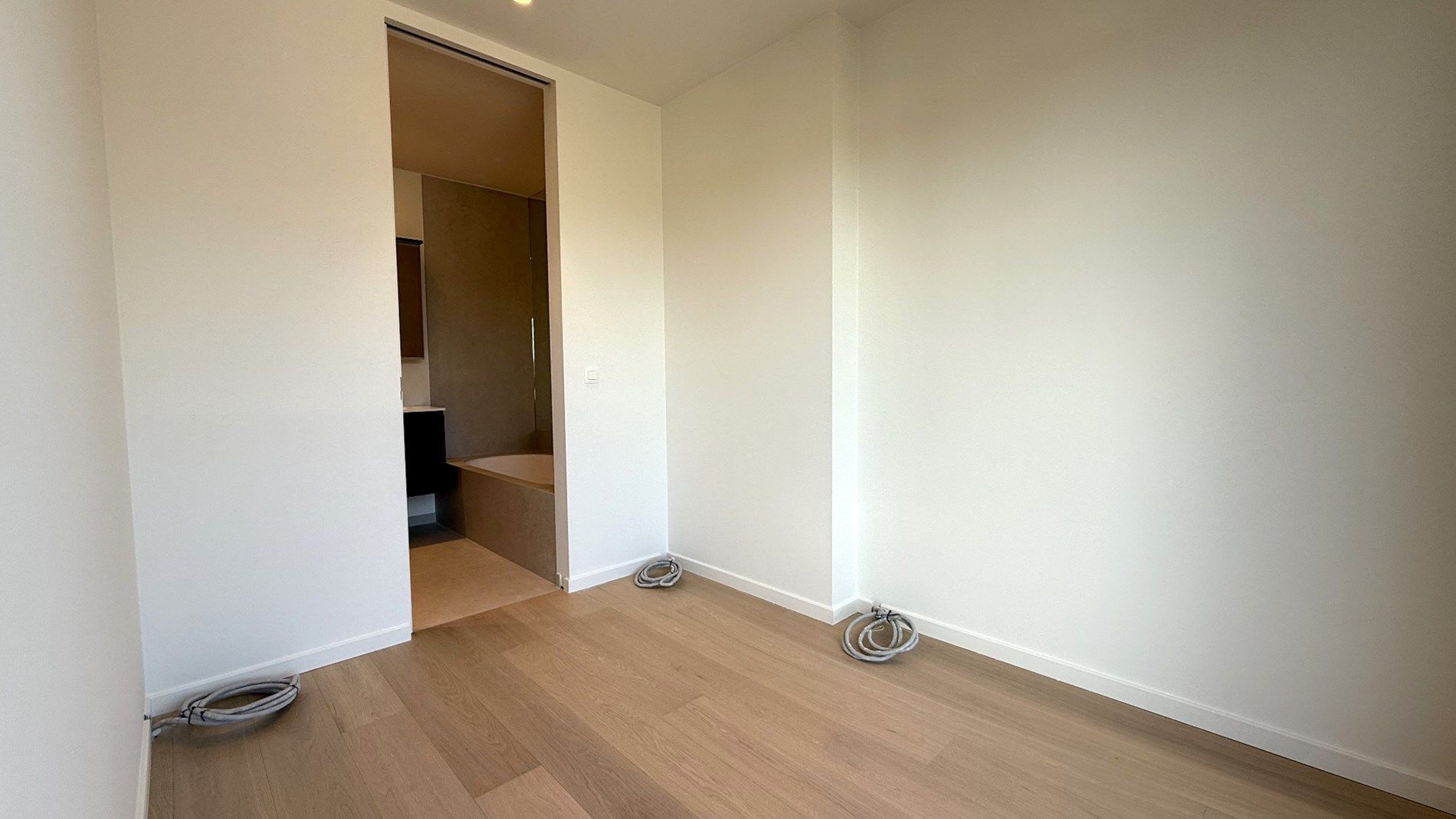Uniek Penthouse TE HUUR in Waregem! foto 10