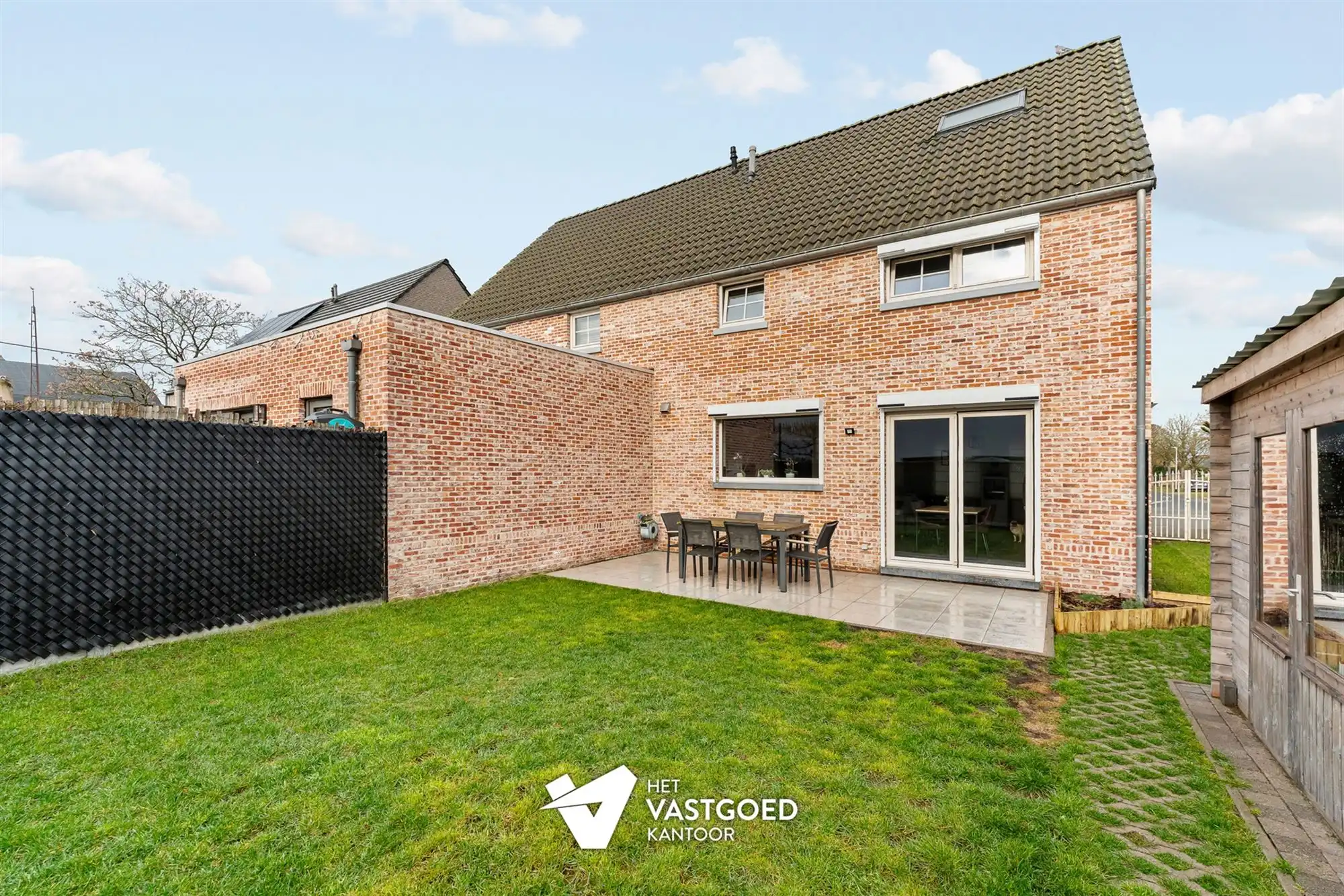 INSTAPKLARE WONING MET 4 SLAAPKAMERS RUSTIG GELEGEN TE LEOPOLDSBURG foto 26