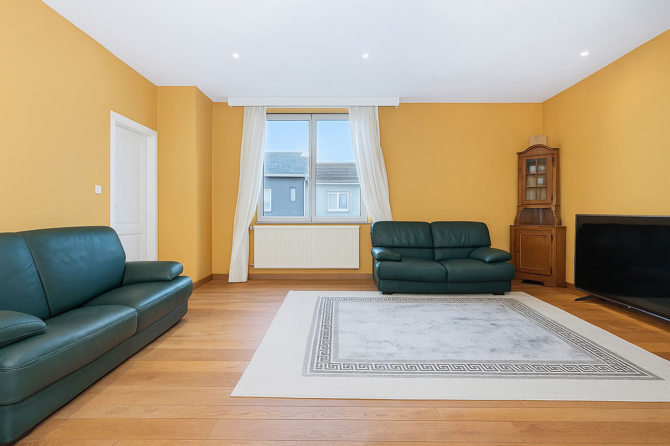 In Jette, authentiek wonen vlak bij Belgica foto 5