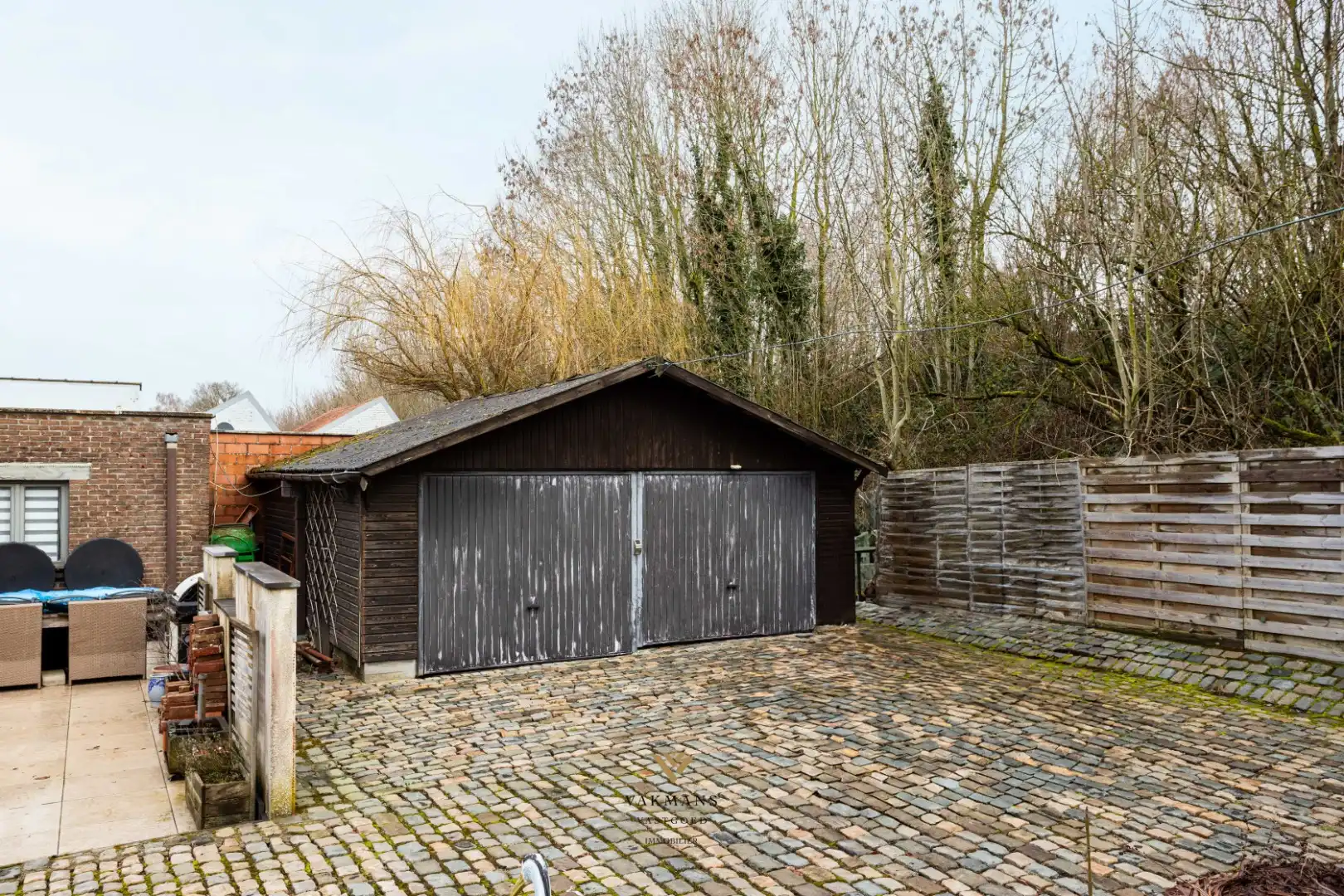 Fermette woning met oprit, dubbele garage en prachtige tuin foto 32
