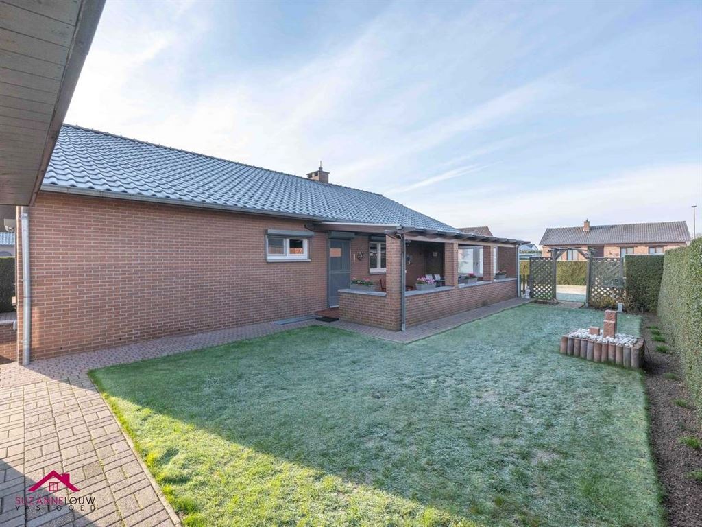 Zeer goed onderhouden, vrijstaande en gelijkvloerse woning foto 9