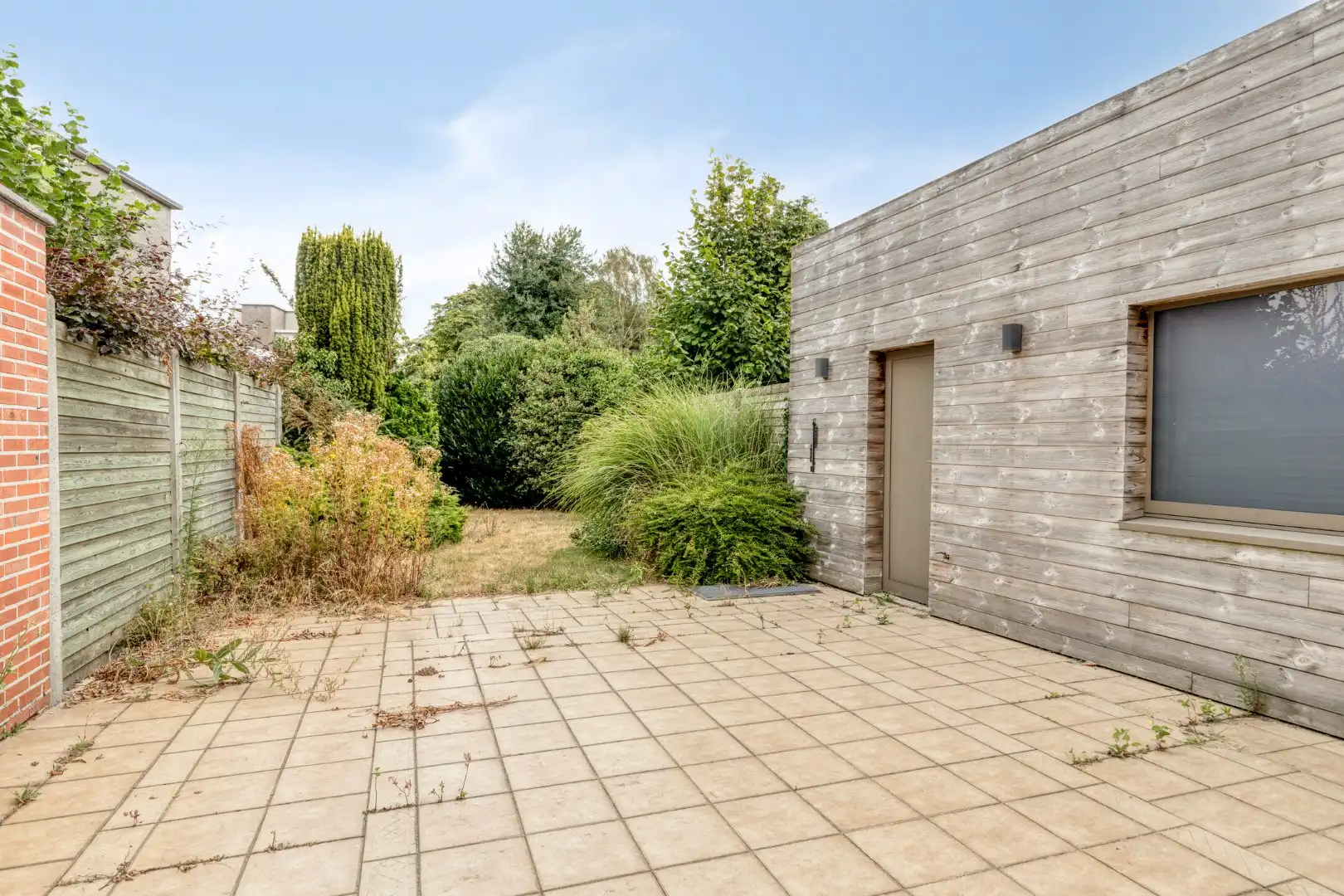 Instapklare woning met 3 SLPKS nabij het centrum van Mol !  foto 23