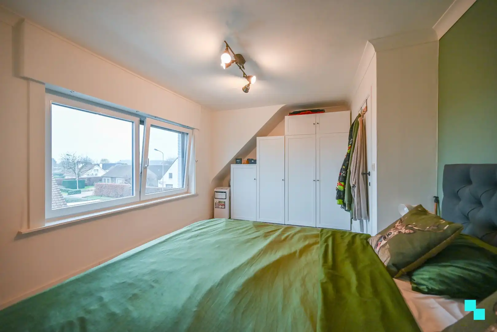 Bel-etagewoning nabij het centrum van Waregem! foto 13