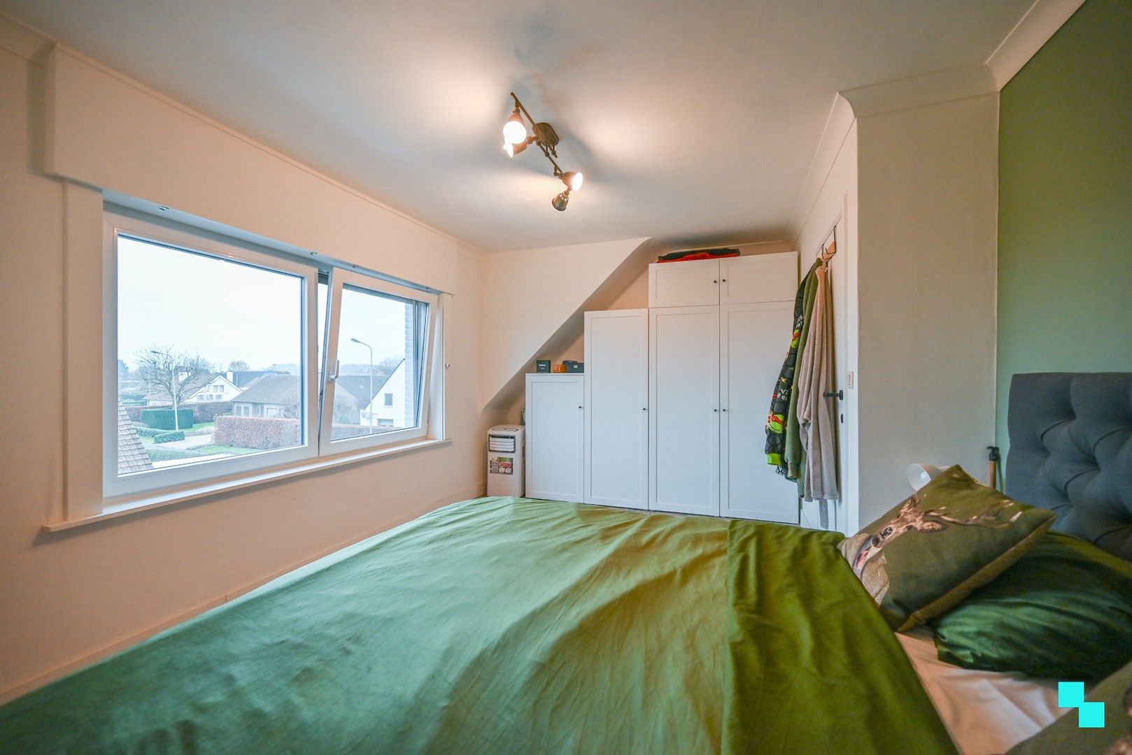 Bel-etagewoning nabij het centrum van Waregem! foto 13