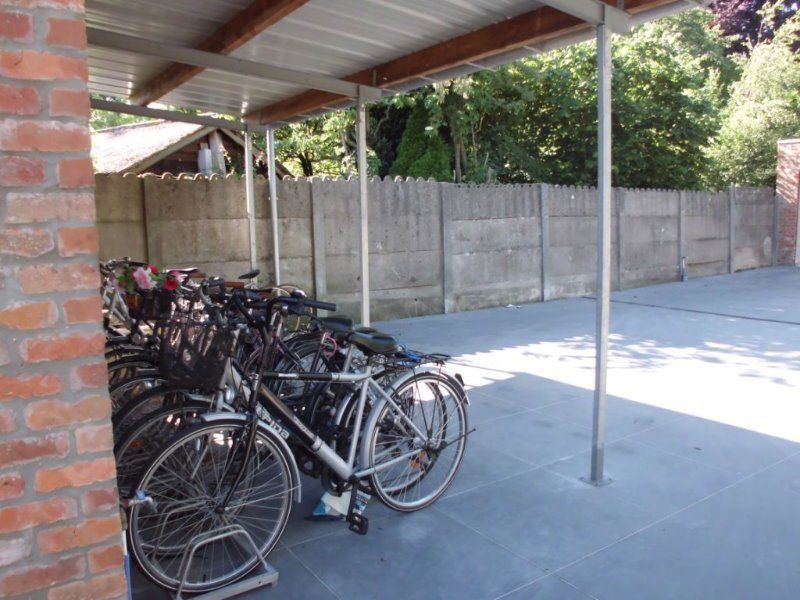 Recent appartement in hartje Oedelem foto 3