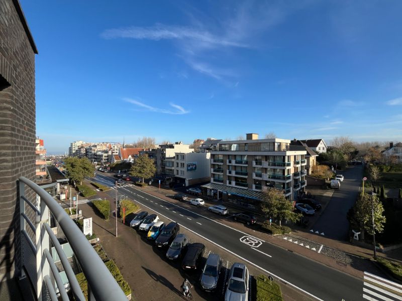 APPARTEMENT IN HET CENTRUM VAN OOSTDUINKERKE-BAD foto 9