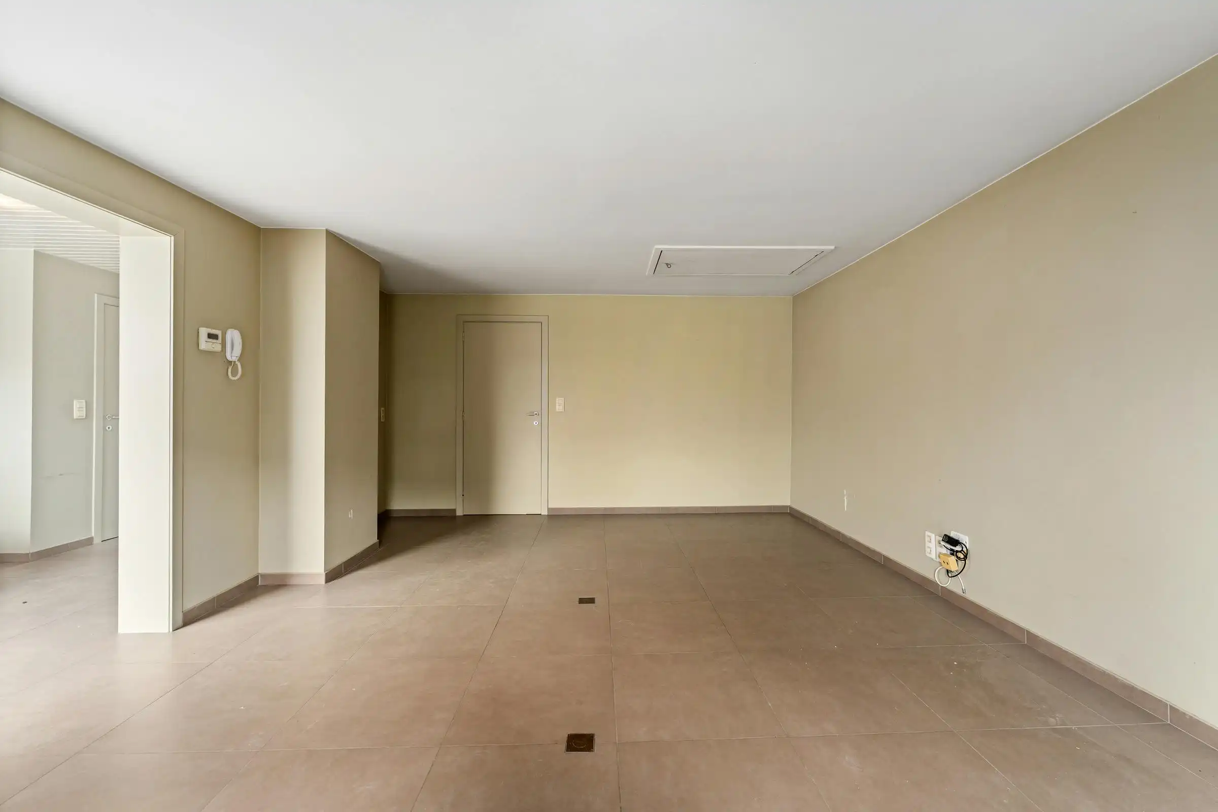 Dakappartement (81m²) met 1 slaapkamer in centrum Roeselare foto 9