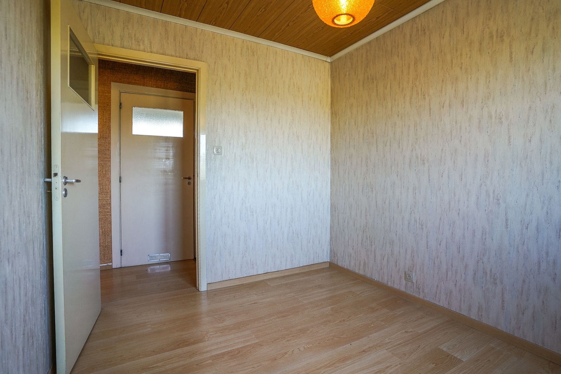 Rustig gelegen, te renoveren half open bebouwing in Tisselt. foto 19