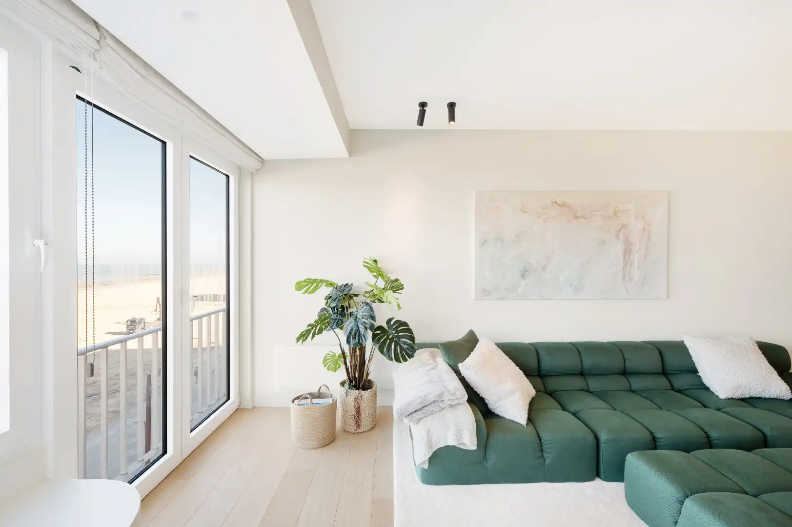 Luxueus gerenoveerd 3 slaapkamer appartement met frontaal zeezicht, nabij het Albertplein.  foto 7