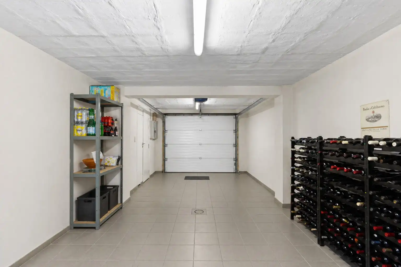 Instapklare gezinswoning met tuin en garage foto 15