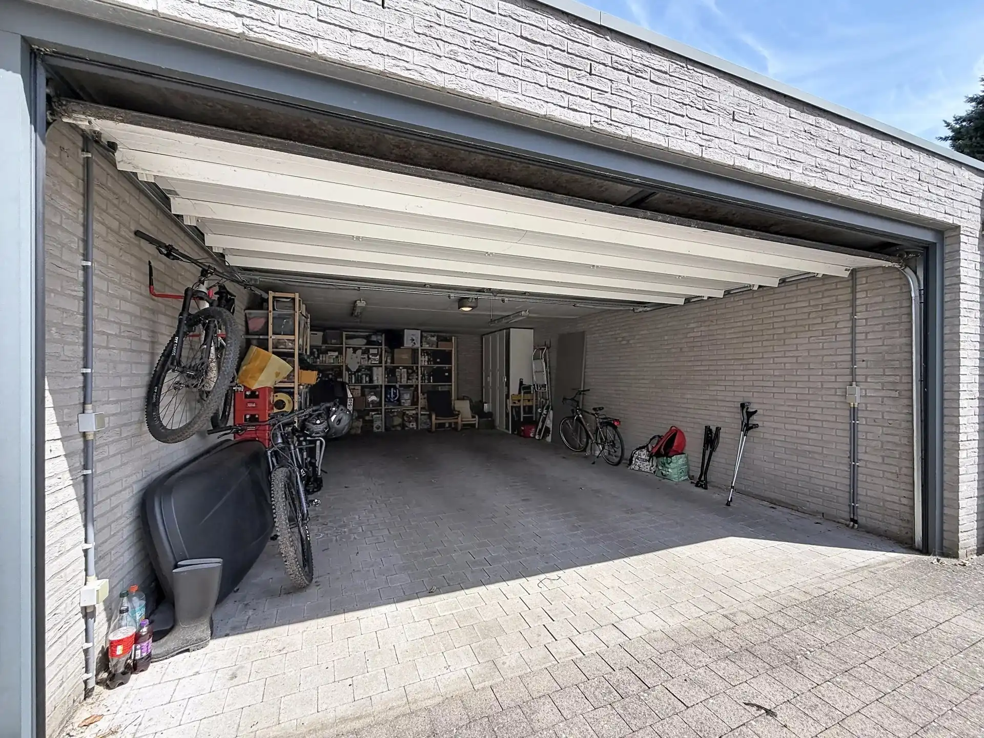 Luxe triplex met dubbele garage, 5 slaapkamers en 2 badkamers  in hartje Mol centrum foto 47