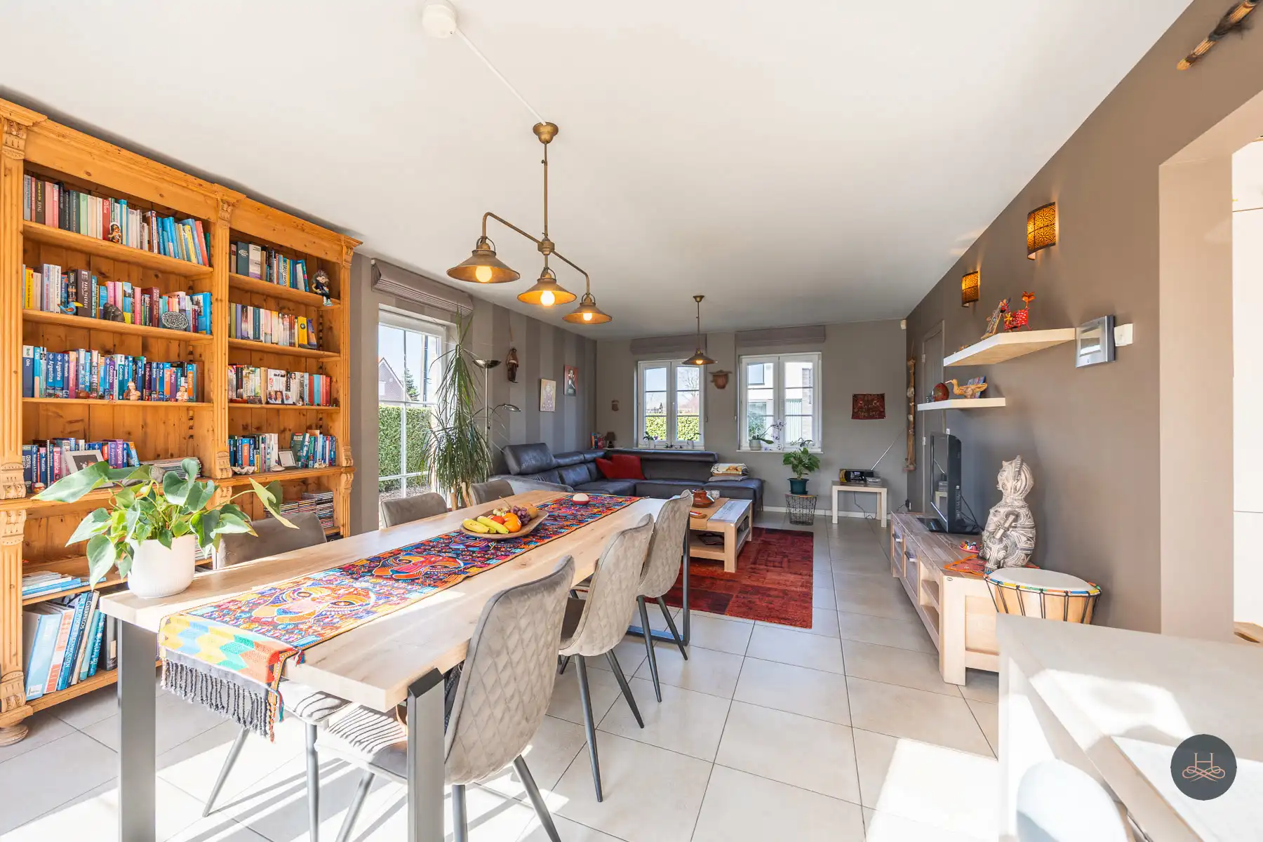 Ruime en instapklare open bebouwing in een rustige buurt foto 7