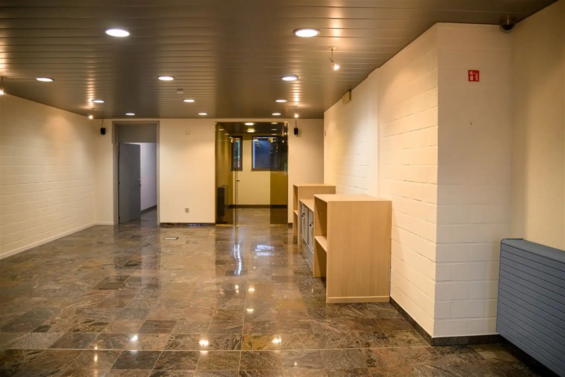 Gelijkvloers handelspand te Lummen. foto 7