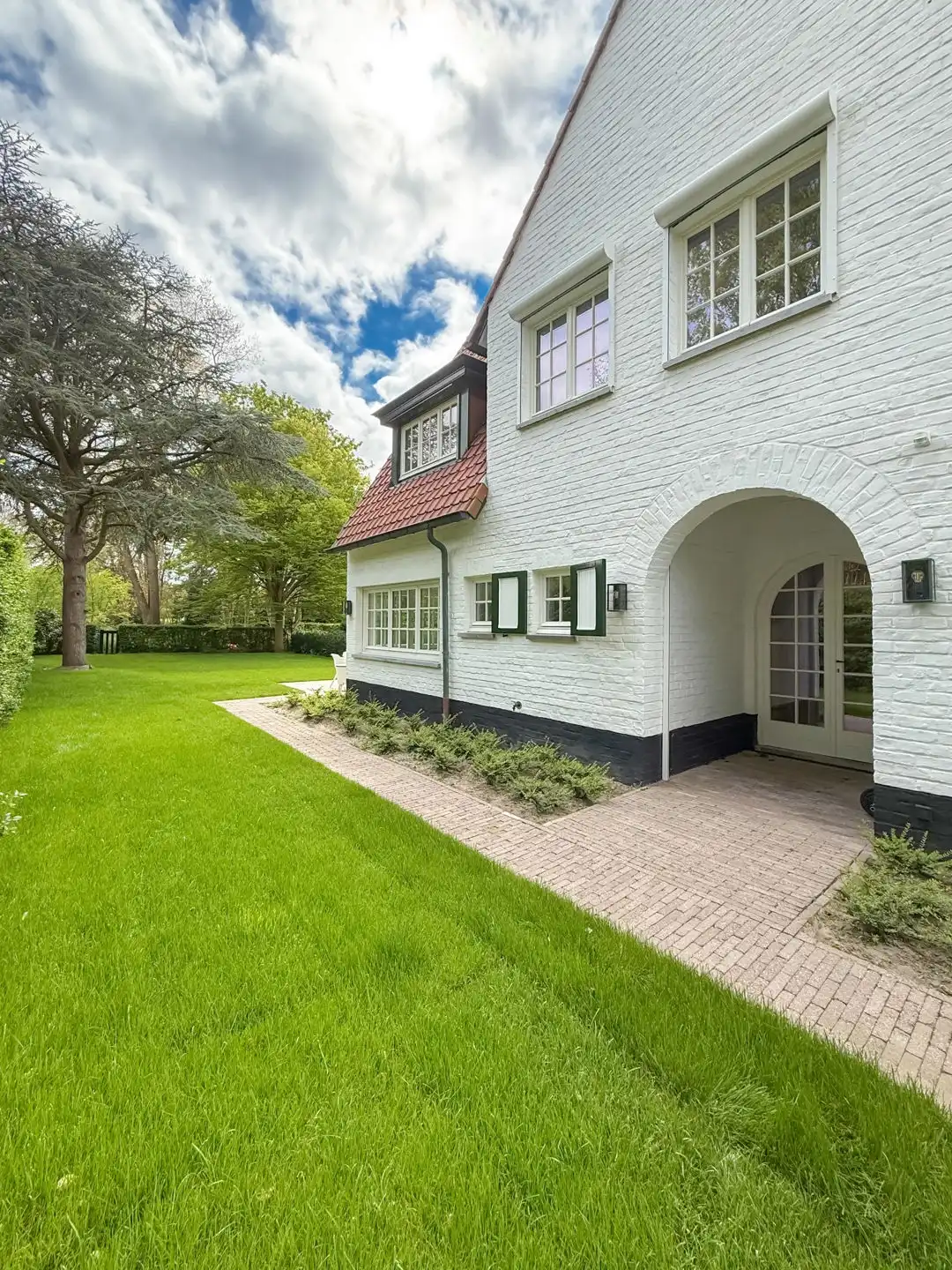 Stijlvolle halfopen villa met zonnige tuin in het Zoute foto 13