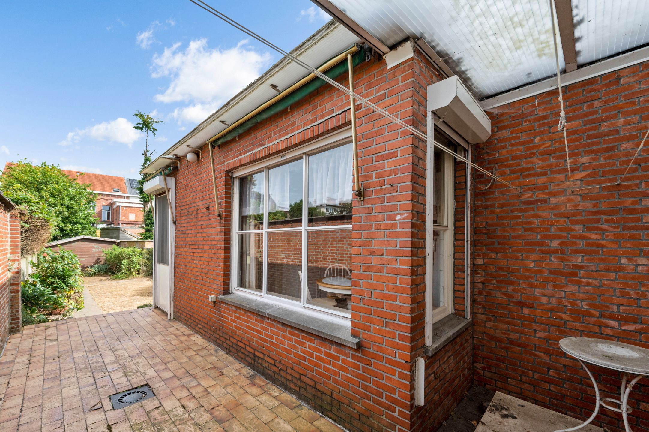 Ruime, te renoveren gezinswoning met 4 slpks, garage en tuin foto 27