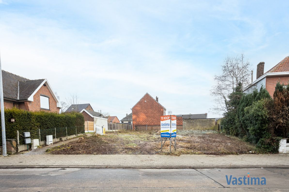 Ruime bouwgrond in centrum Teralfene foto {{pictureIndex}}
