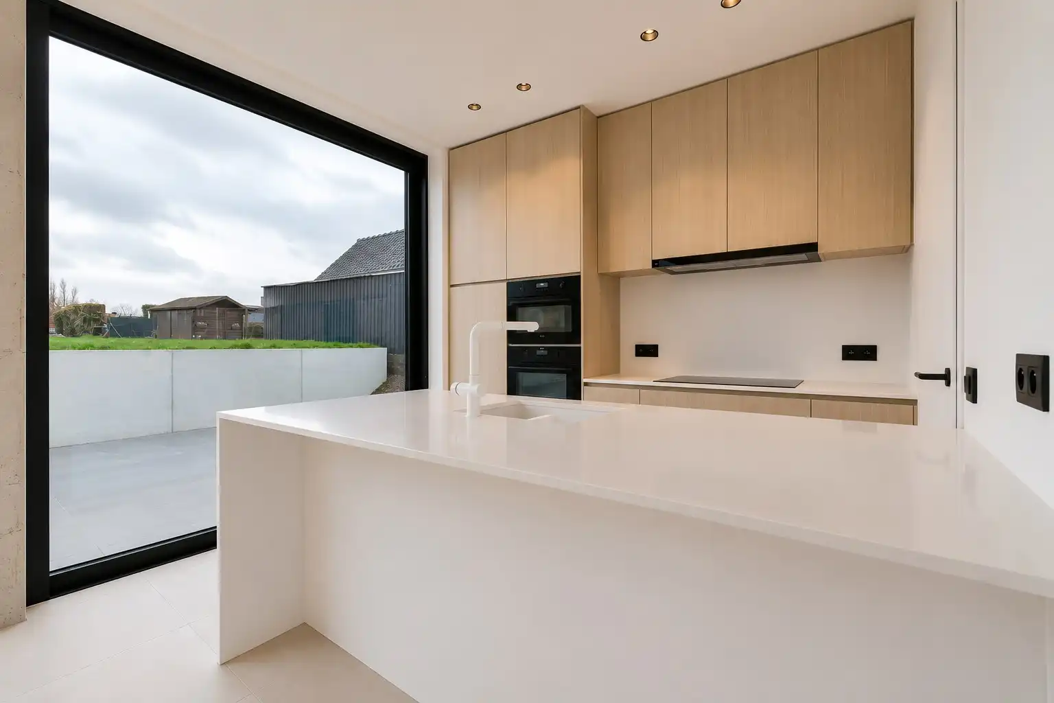 Ruime afgewerkte nieuwbouwwoning met landelijk zicht! foto 10