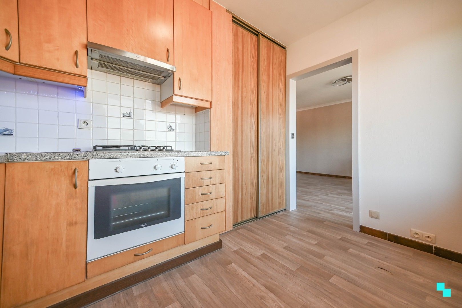 Gunstig gelegen en energiezuinig 2-slaapkamerappartement te Izegem foto 8