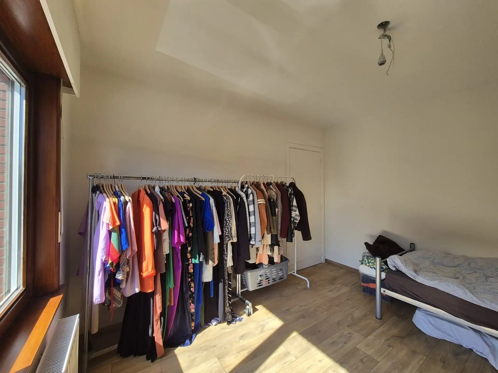 Gunstig gelegen woning met tuin en garage. foto 24