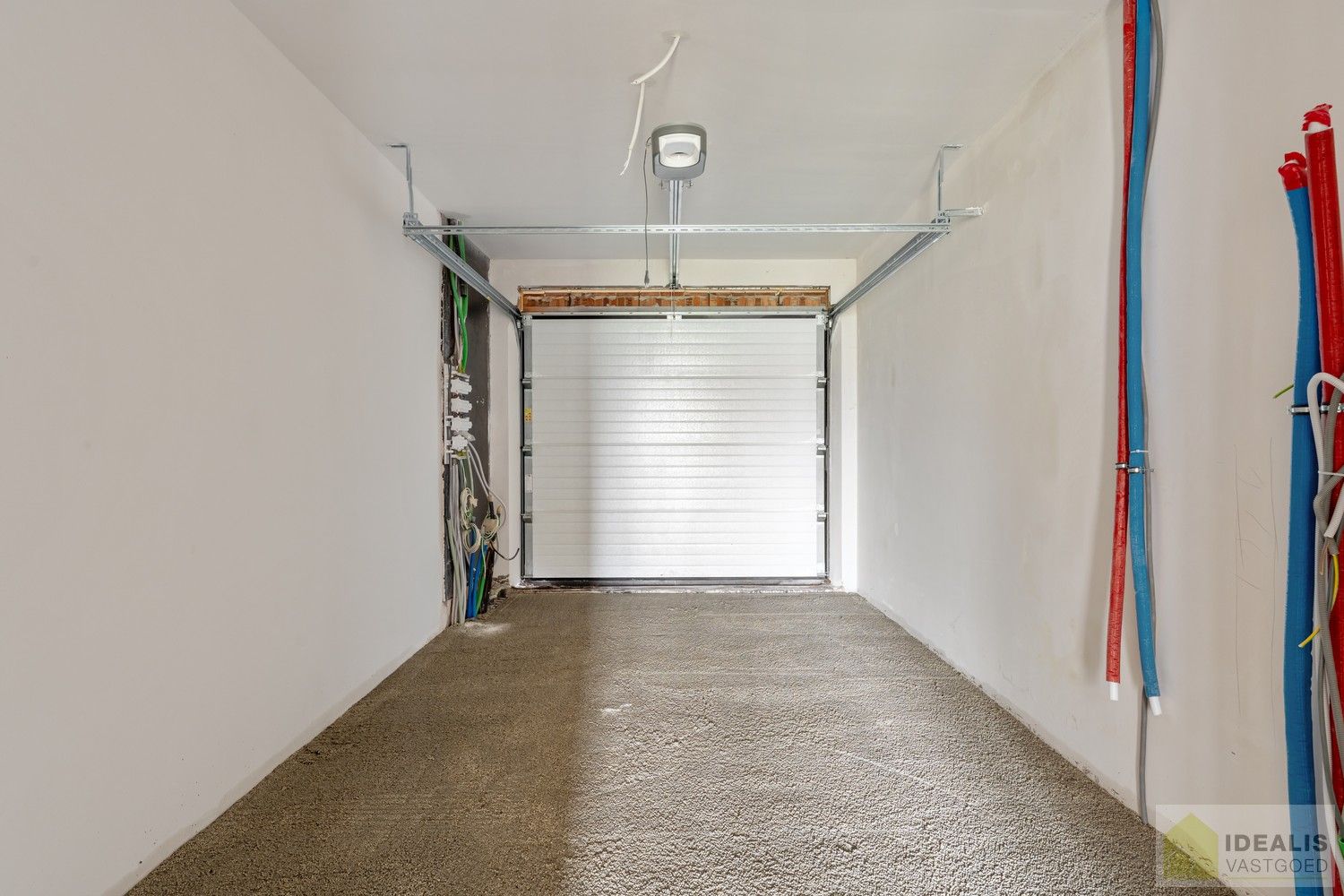 PRACHTIGE NIEUWBOUWWONING (GRONDAANDEEL €116.000,00 + 12% REGISTRATIERECHTEN EN CONSTRUCTIE € 277.000,00 + 21% BTW) MET EEN HEERLIJK LICHTRIJKE WOONKAMER MET OPEN KEUKEN MET AANSLUITEND BERGPLAATS, BUREEL, INPANDIGE GARAGE, 3 SLAAPKAMERS, EEN RUIME BADKAMER VOORZIEN VAN ALLE COMFORT! EEN HEERLIJK RUIM HUIS MET INPANDIGE GARAGE, EEN LEUKE TUIN, OP EEN GEGEERDE LOCATIE NABIJ HET CENTRUM VAN REPPEL! foto 12