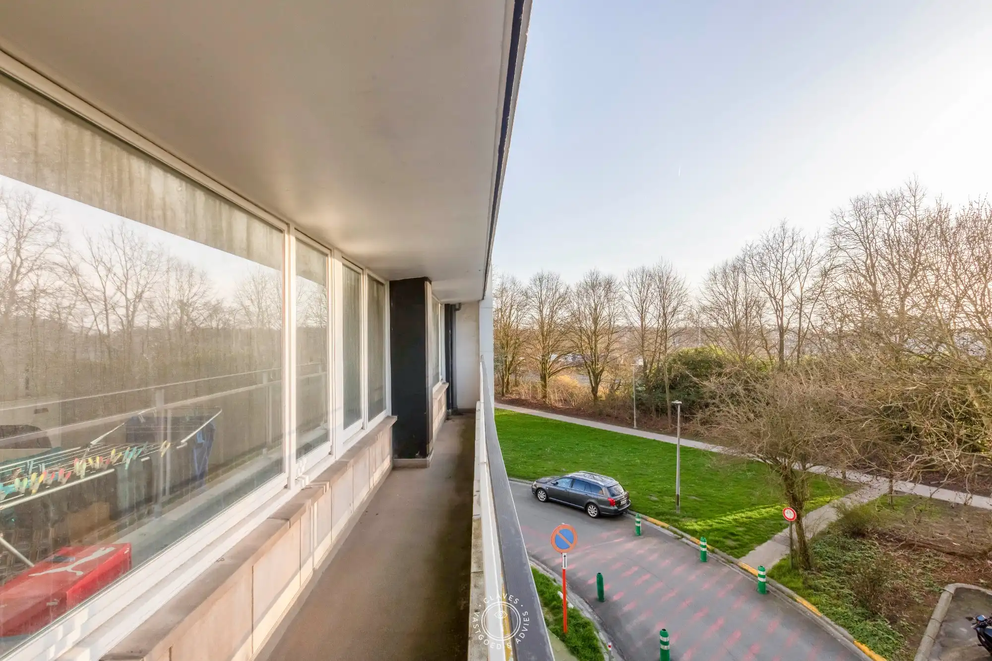 Ruim en lichtrijk hoekappartement met 2 slaapkamers foto 9