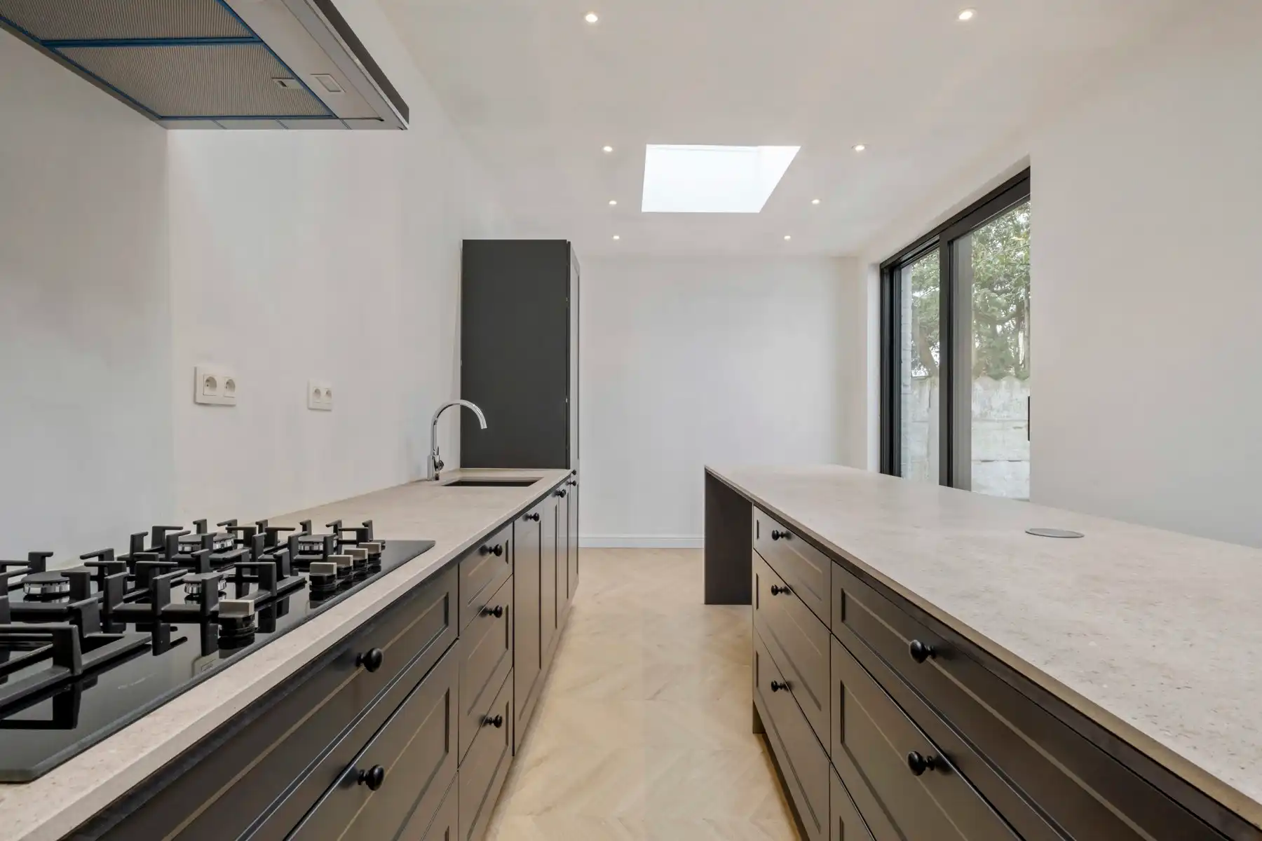 Charmante, volledig gerenoveerde woning foto 9
