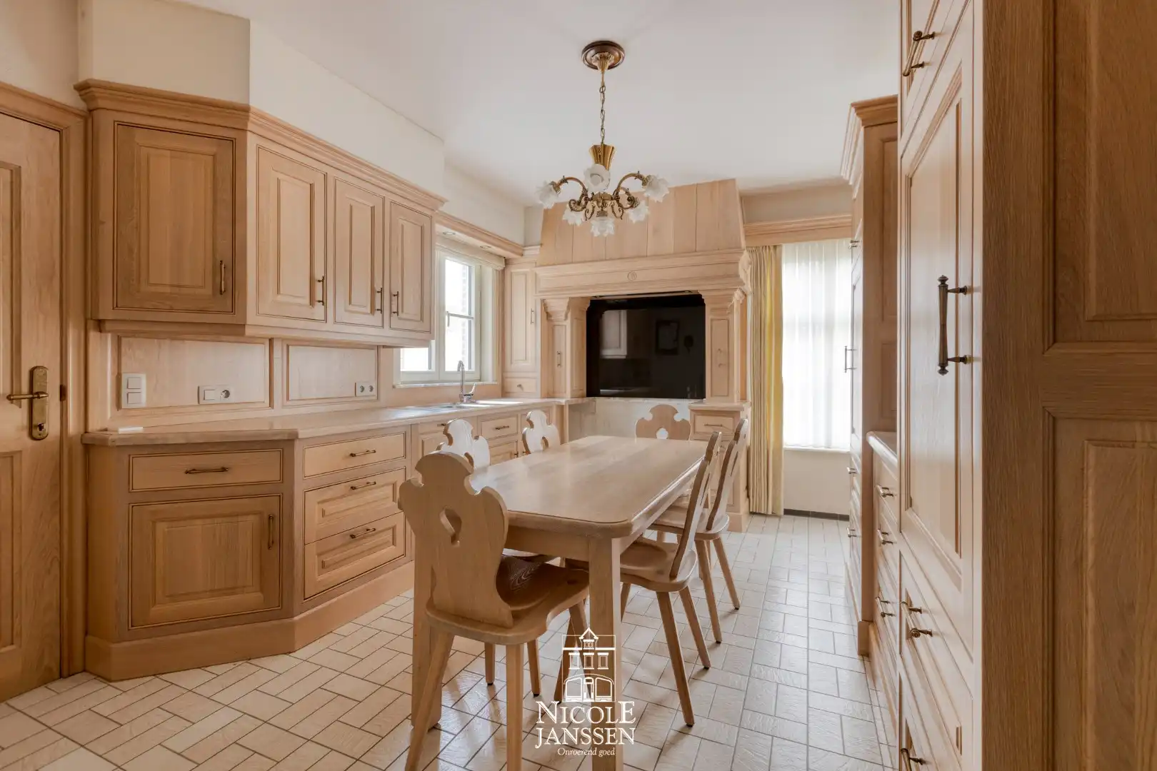 Vrijstaande gezinswoning foto 6