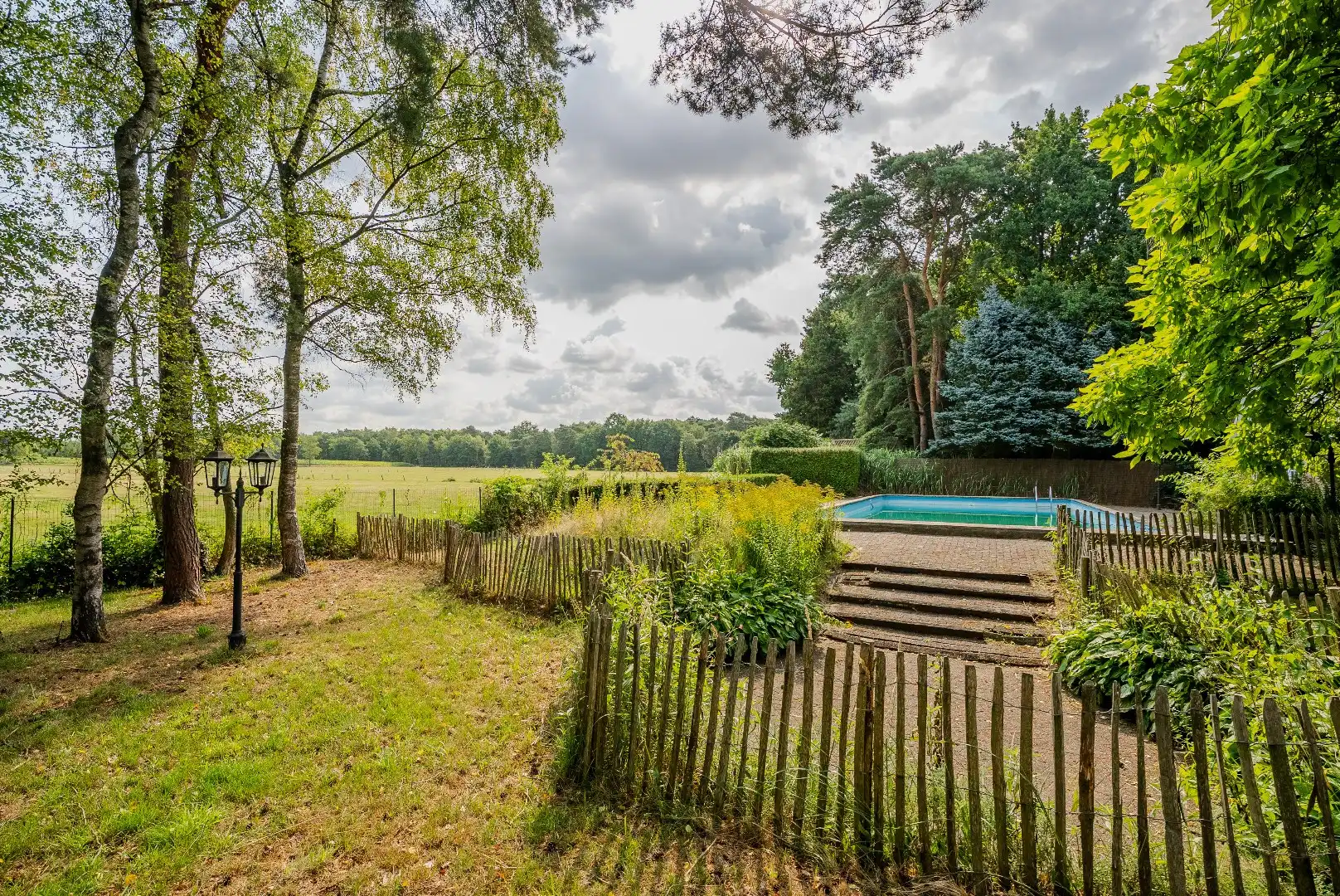 Villa met vergezicht en zwembad in Brasschaat foto 38