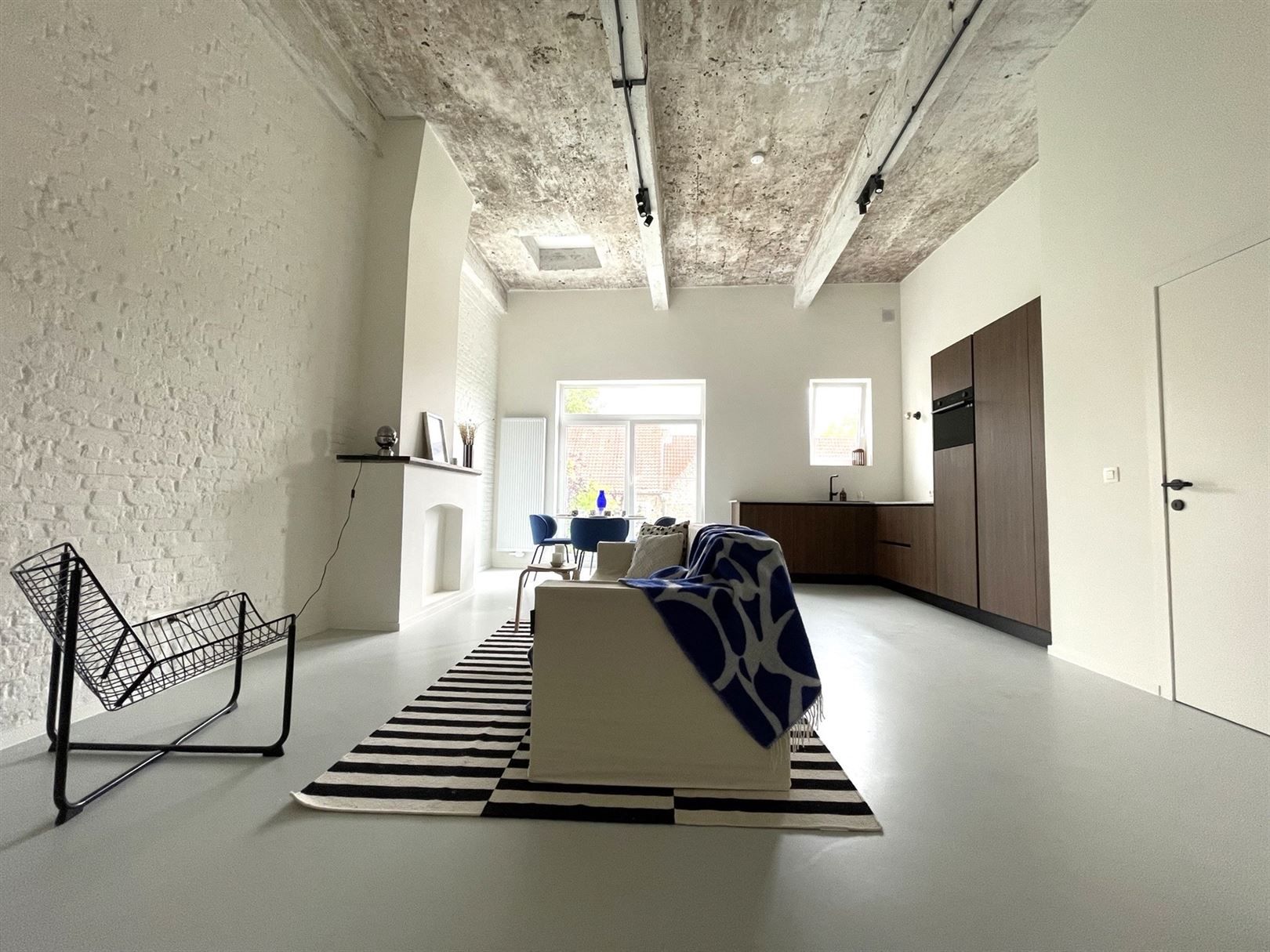 uitzonderlijke loft foto {{pictureIndex}}