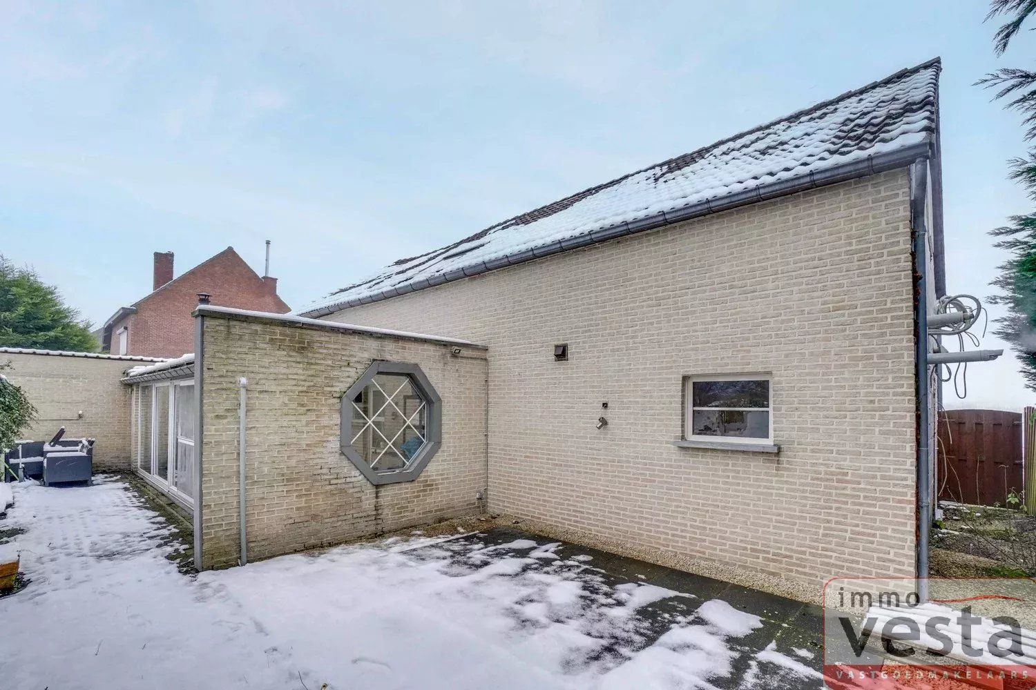 Ruime, gerenoveerde woning op een goede locatie foto 29