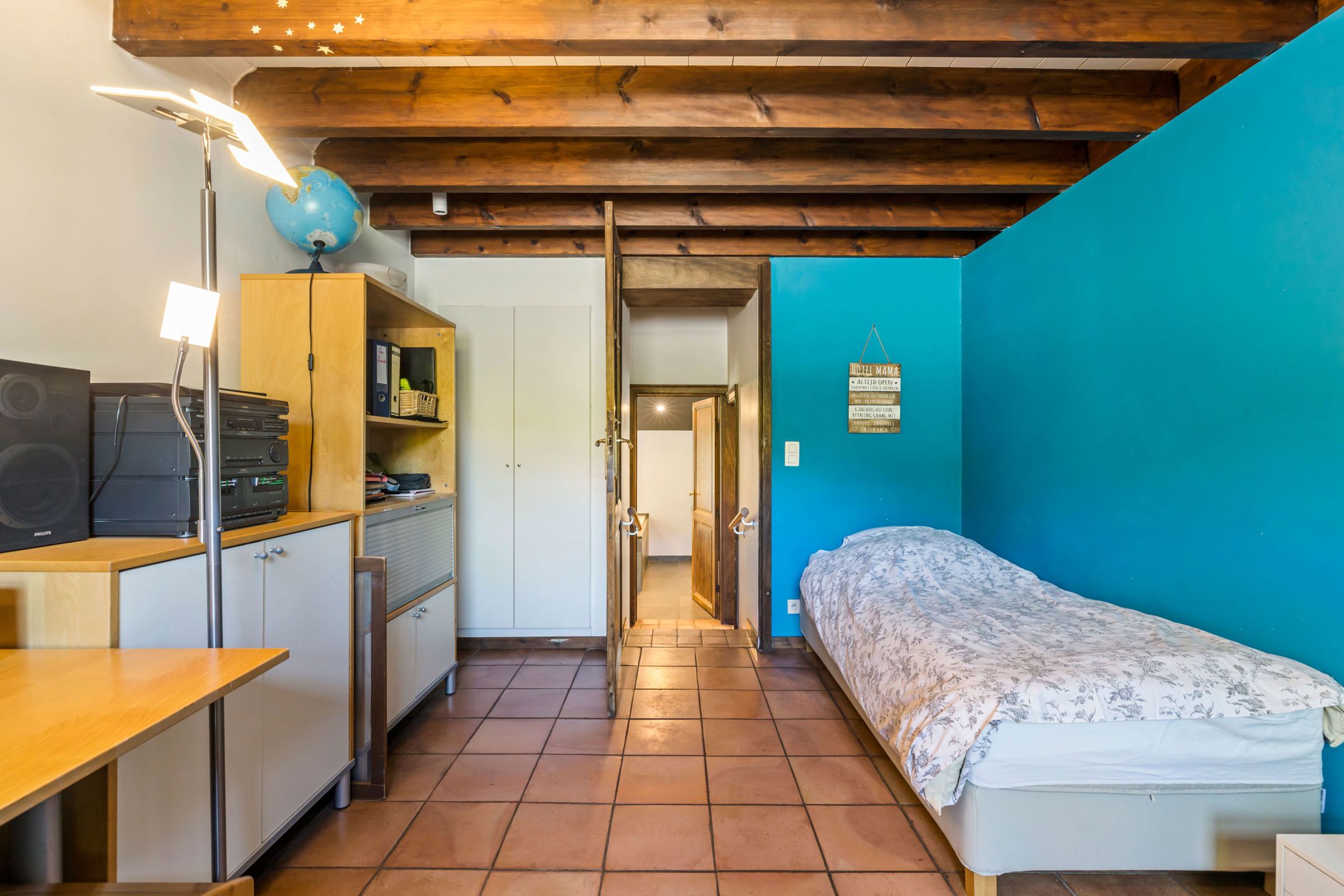 Met smaak gerenoveerde landelijke woning op +/- 63a foto 28
