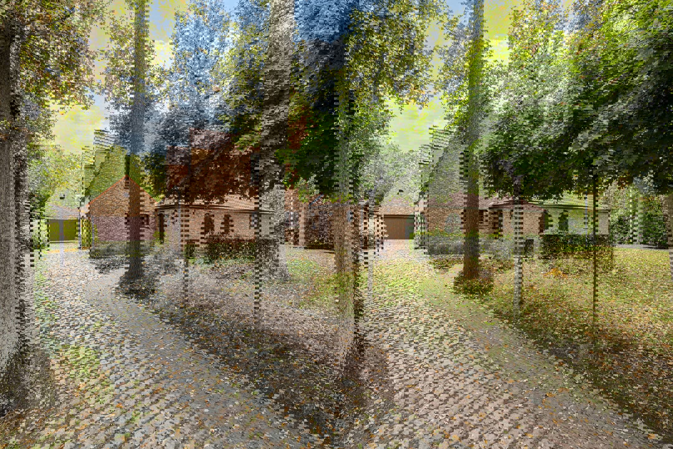 Praktijkvilla in doodlopende straat te ’s Gravenwezel foto 4