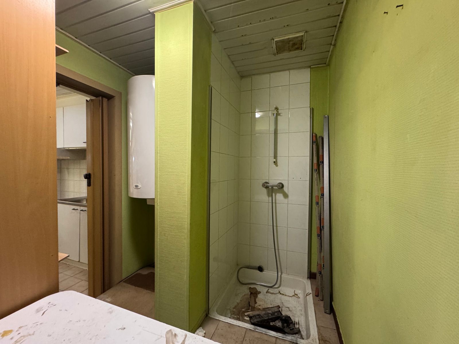 Te koop: te renoveren rijwoning in centrum Aalst foto 10