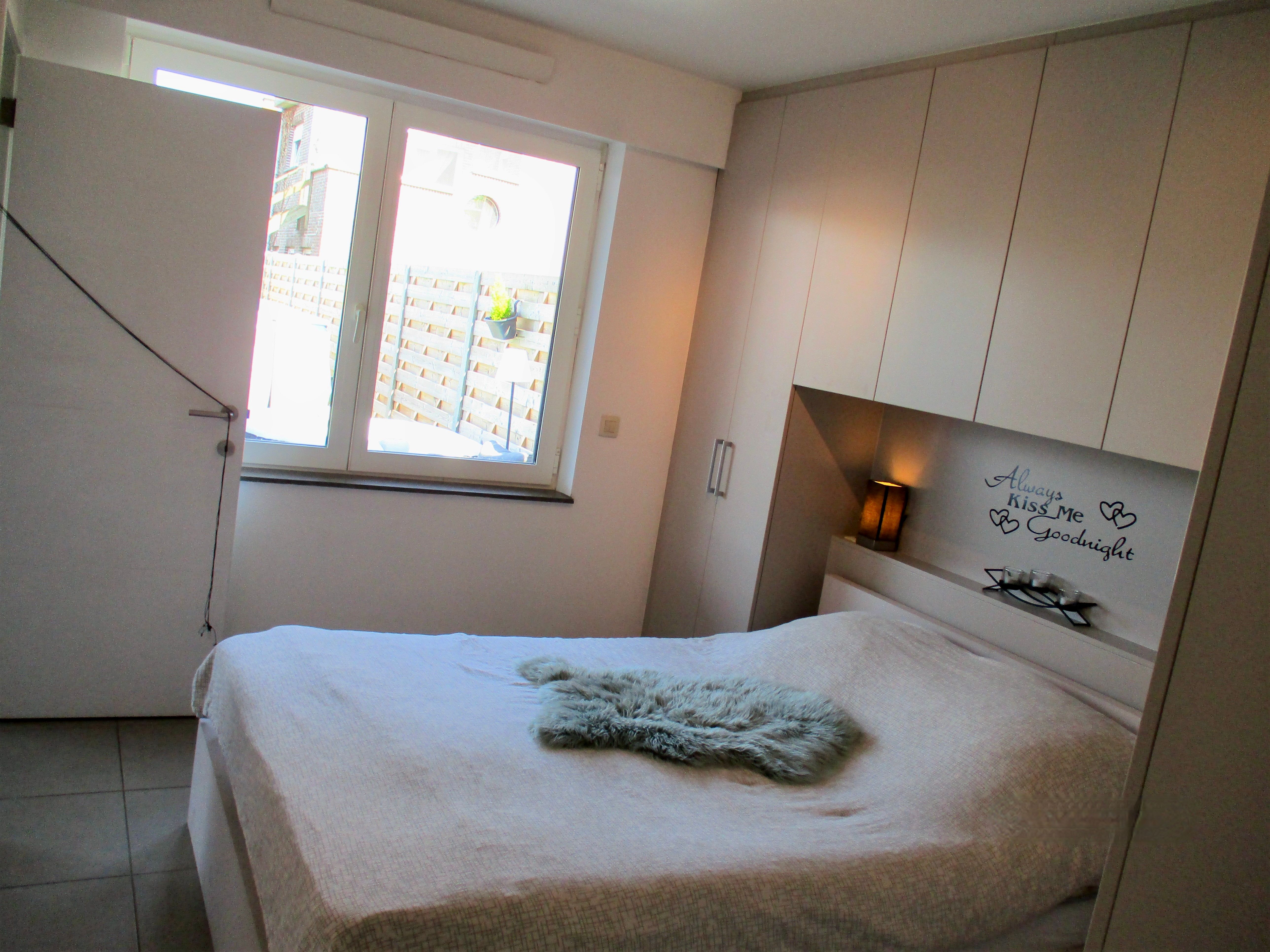 Rustig gelegen recent 1 slaapkamer app. met zonnige tuin foto 4