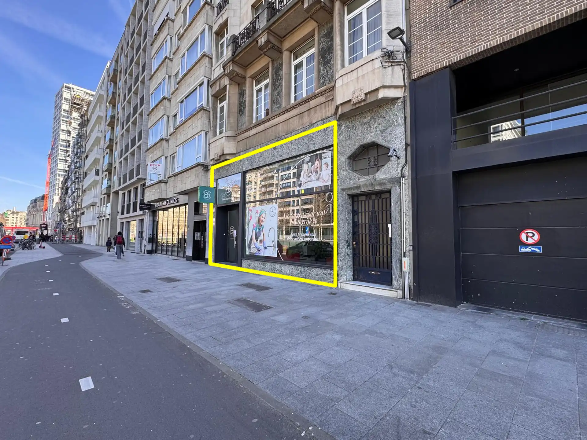 Handels- of kantoorruimte met uitstekende zichtbaarheid  foto 2