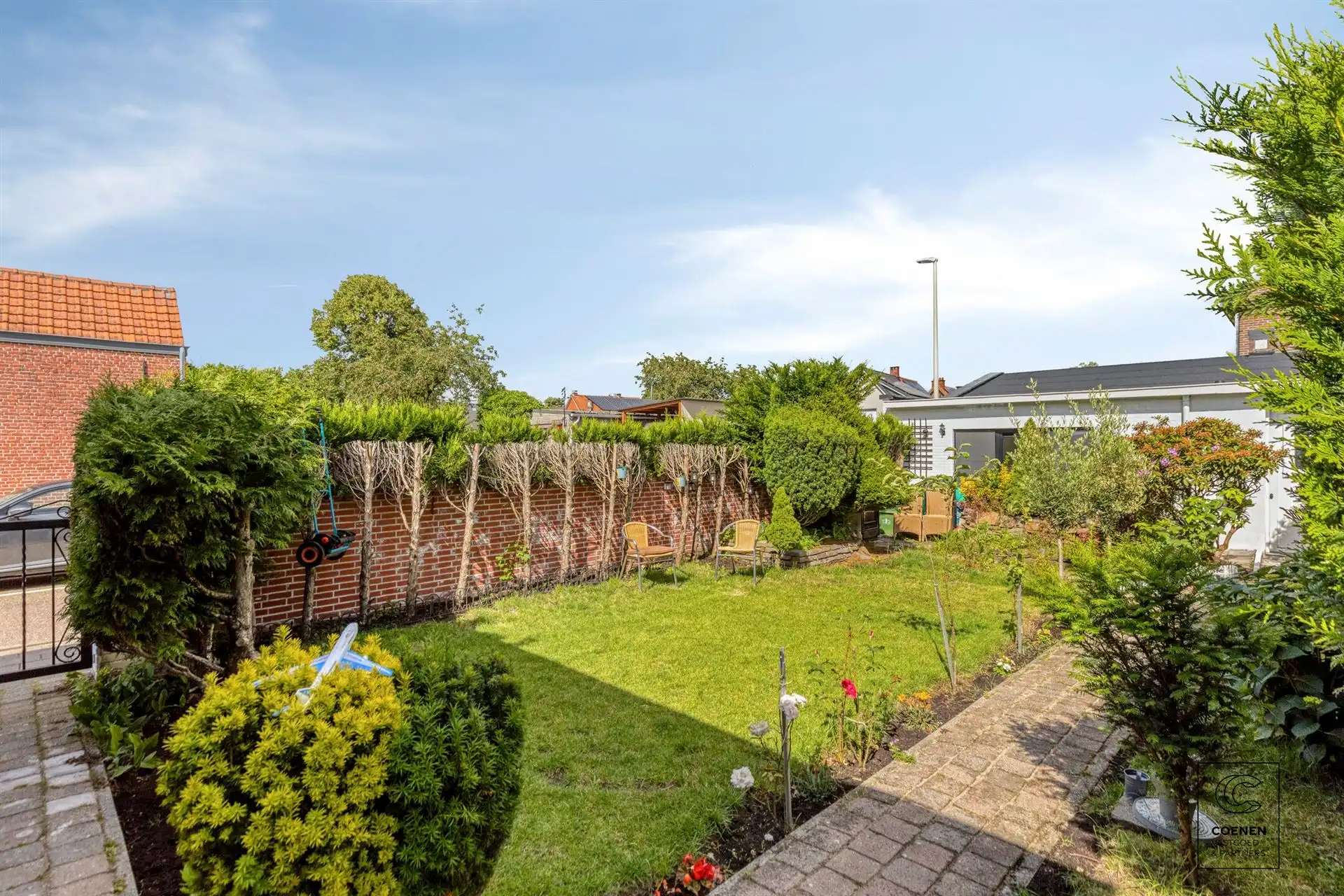 Gerenoveerde woning met 3 slpk's, zonnige tuin en garage! foto 16