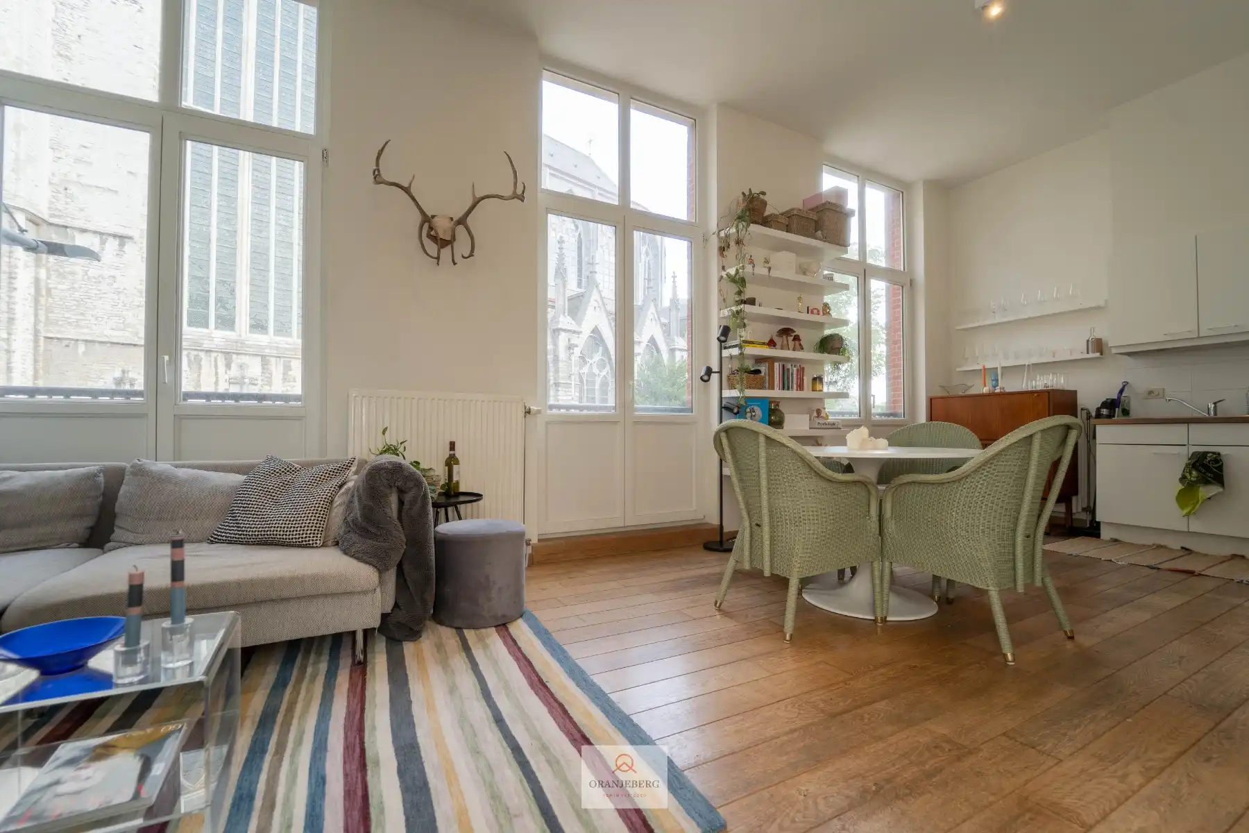 Gezellig 1 slpk- appartement ruim terras op toplocatie in hartje Gent foto 3