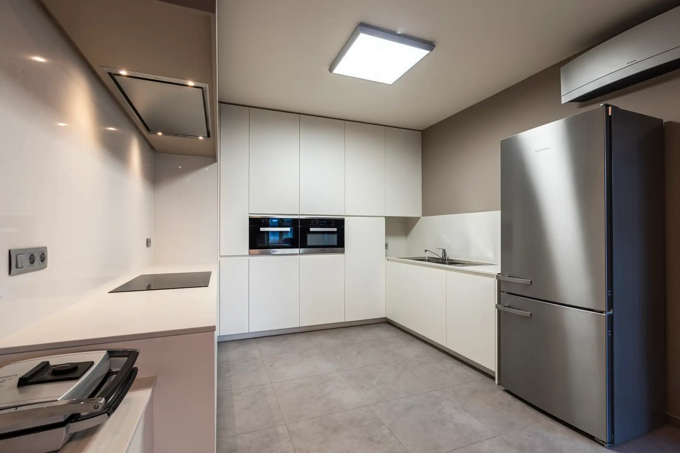 Luxueus appartement in hartje Turnhout met ondergrondse parkeerplaatsen foto 8