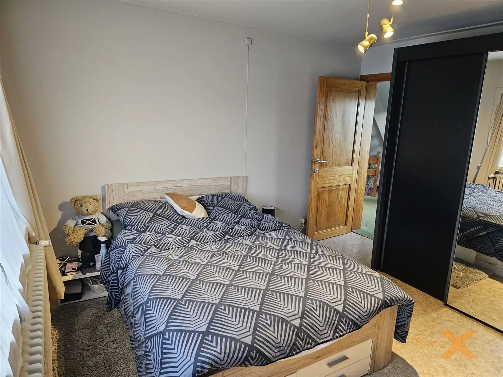 INTAPKLARE CHARMANTE WONING MET 3 SLPKS foto 22
