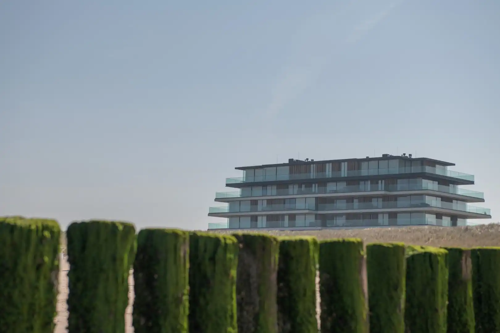 Uiterst smaakvol en top-notch afgewerkt appartement met panoramische zeezichten te Cadzand foto 2