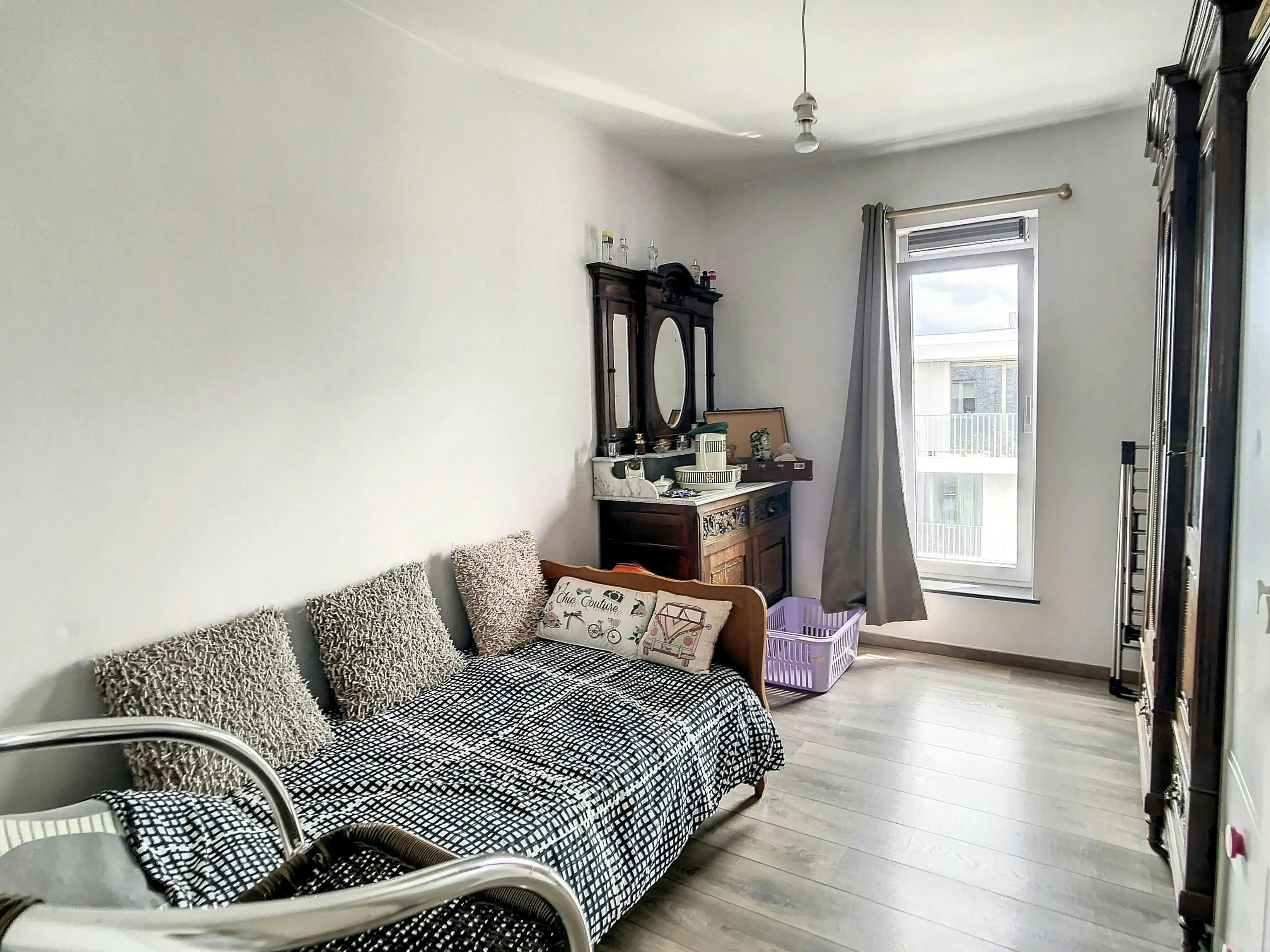  Instapklaar appartement met EPC B nabij het station van Brugge foto 6