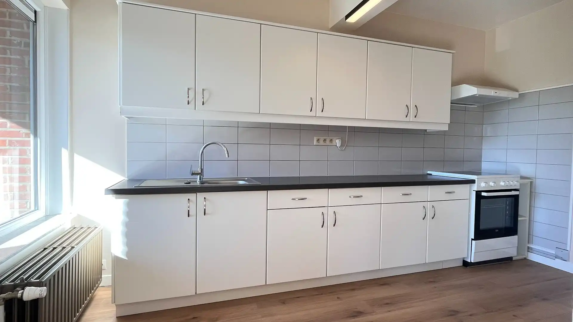 Appartement met drie slaapkamers, terras, kelderberging en garage. foto 6