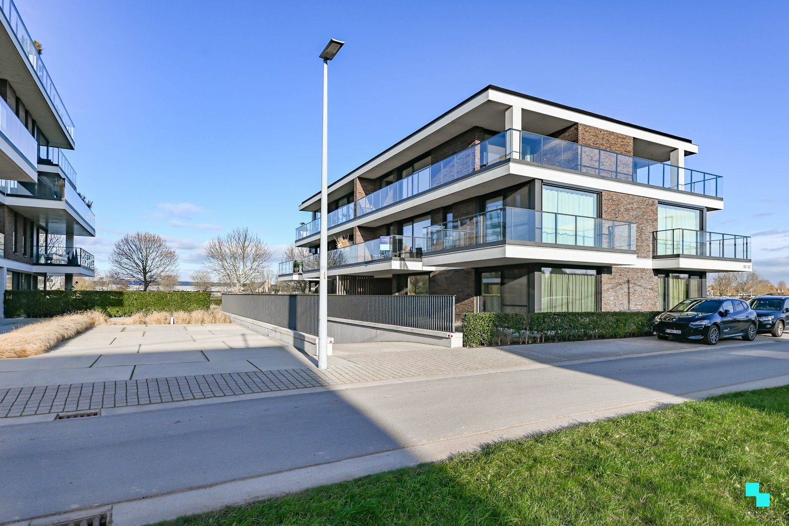 Energiezuinig éénslaapkamerappartement aan kanaal Roeselare-Leie foto 24