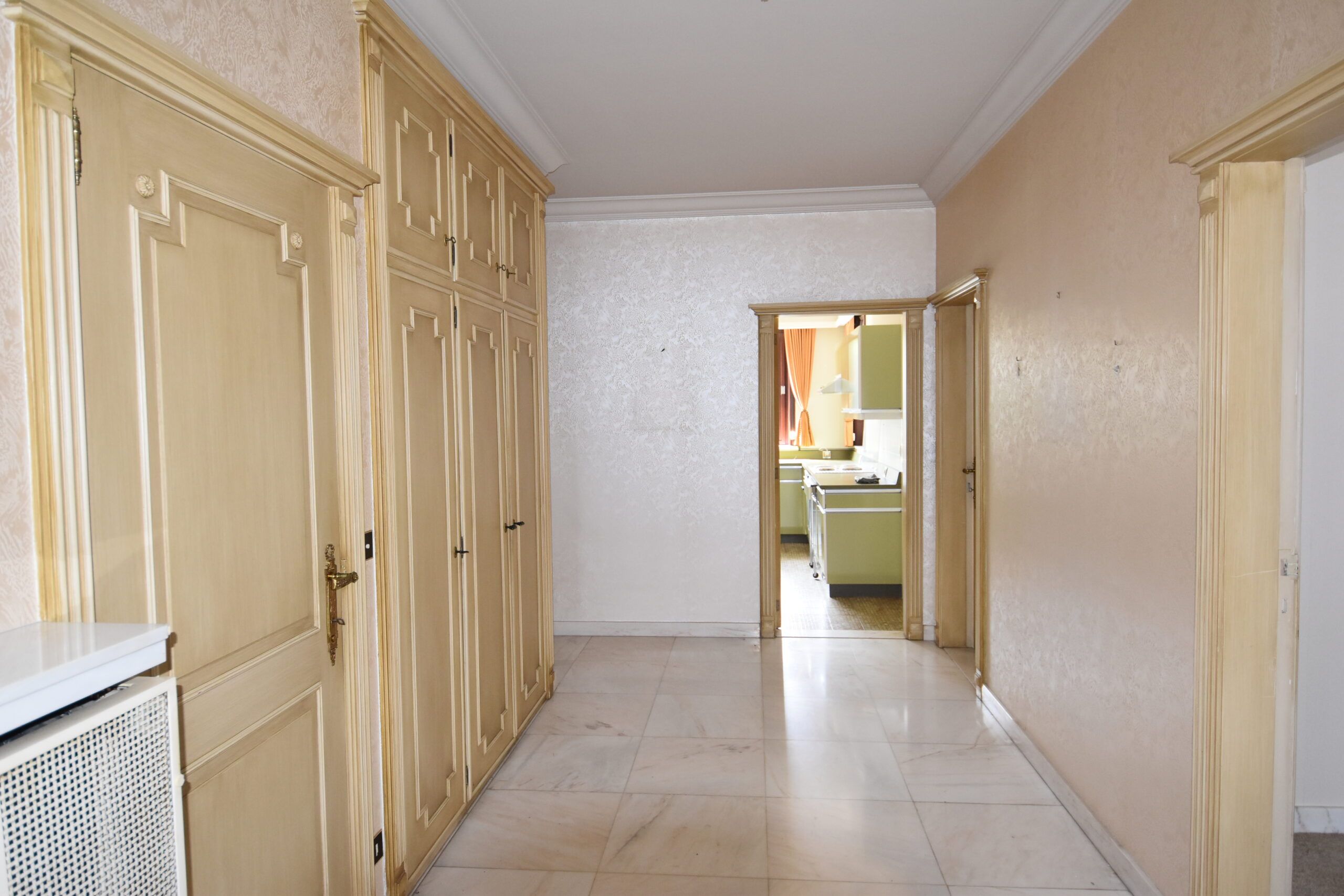 Ruime bungalow met tuin in rustige doodlopende straat te Nieuwkerken foto 2